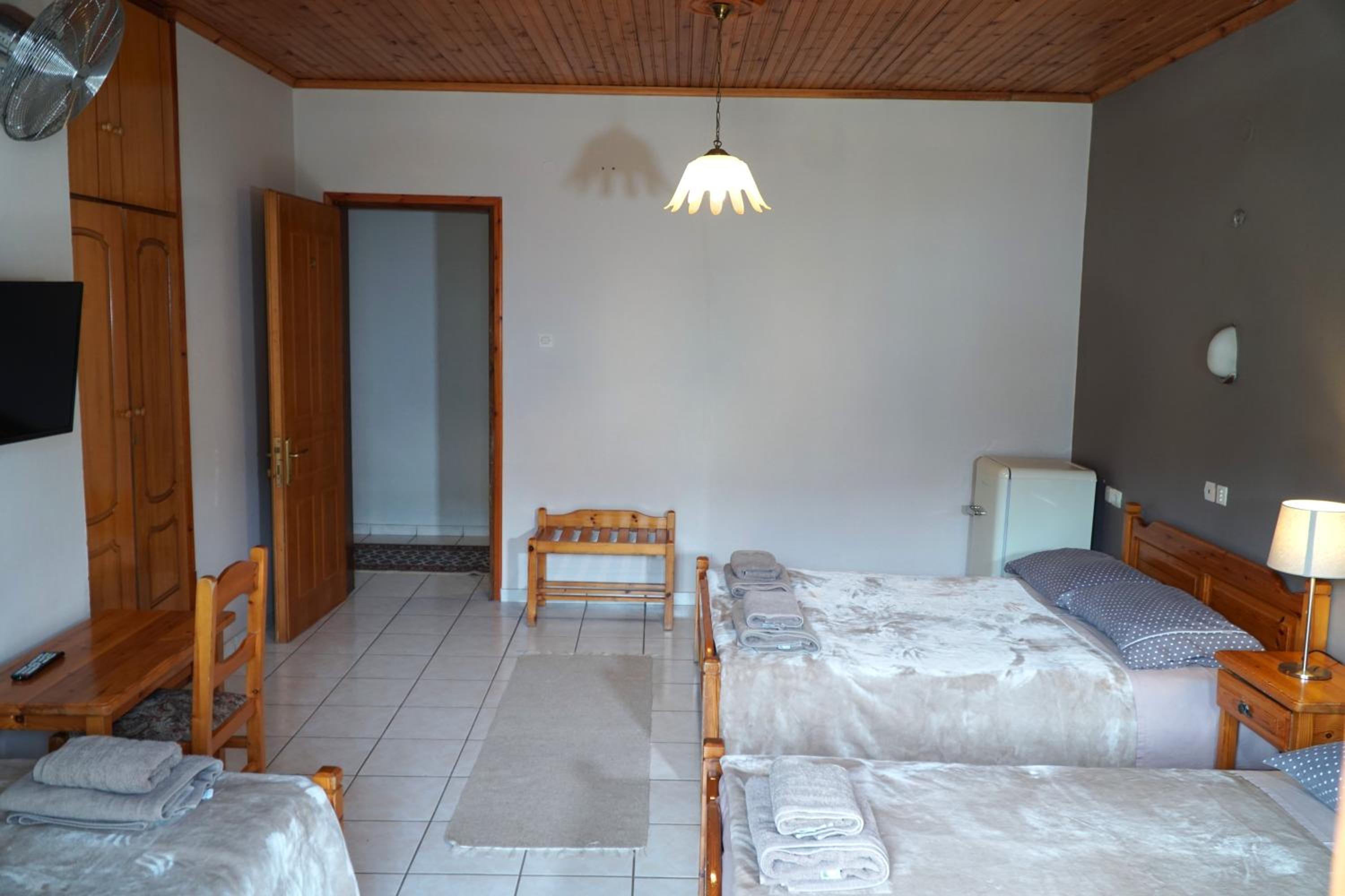 Standard Quadruple Room photo 2
