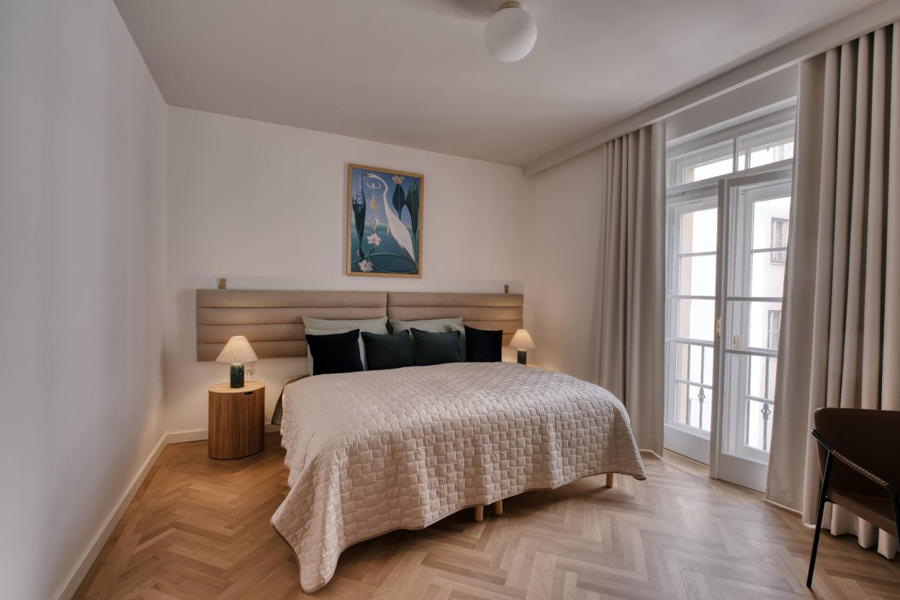 Apartment With View And Balcony photo 3