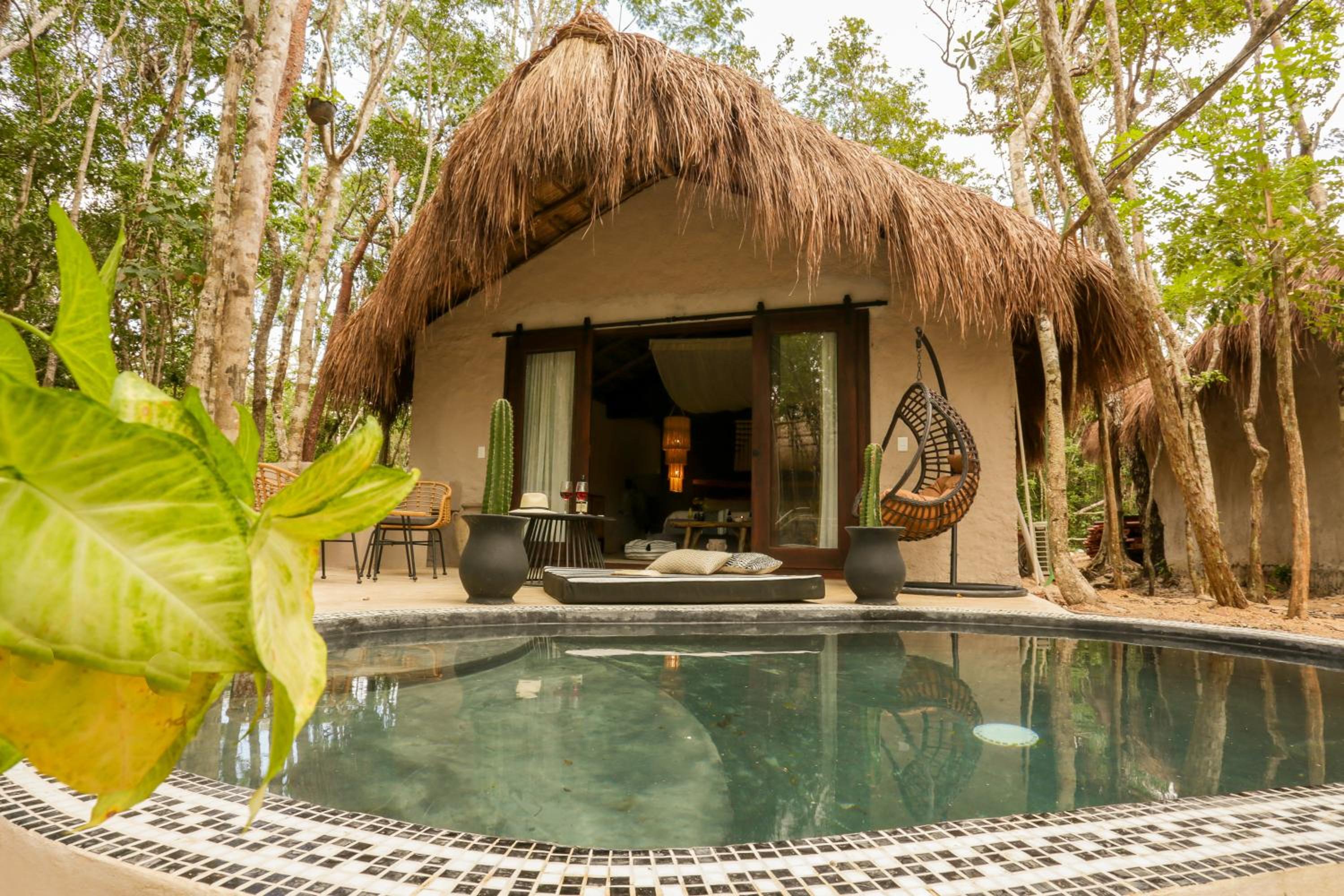 Villa with Private Pool - Photo 1