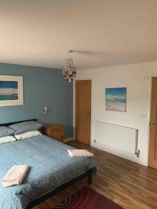 Three-Bedroom House photo 1