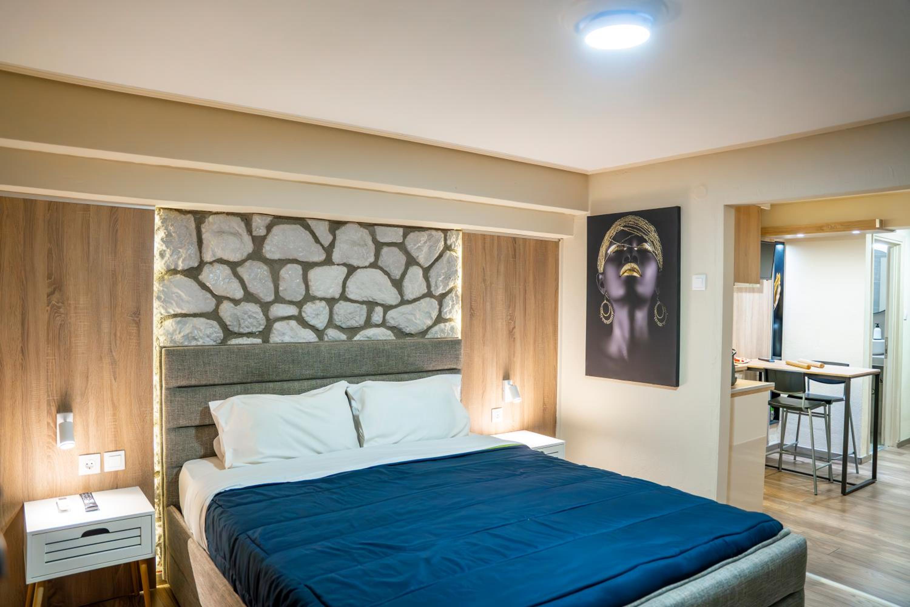 Deluxe Apartment
