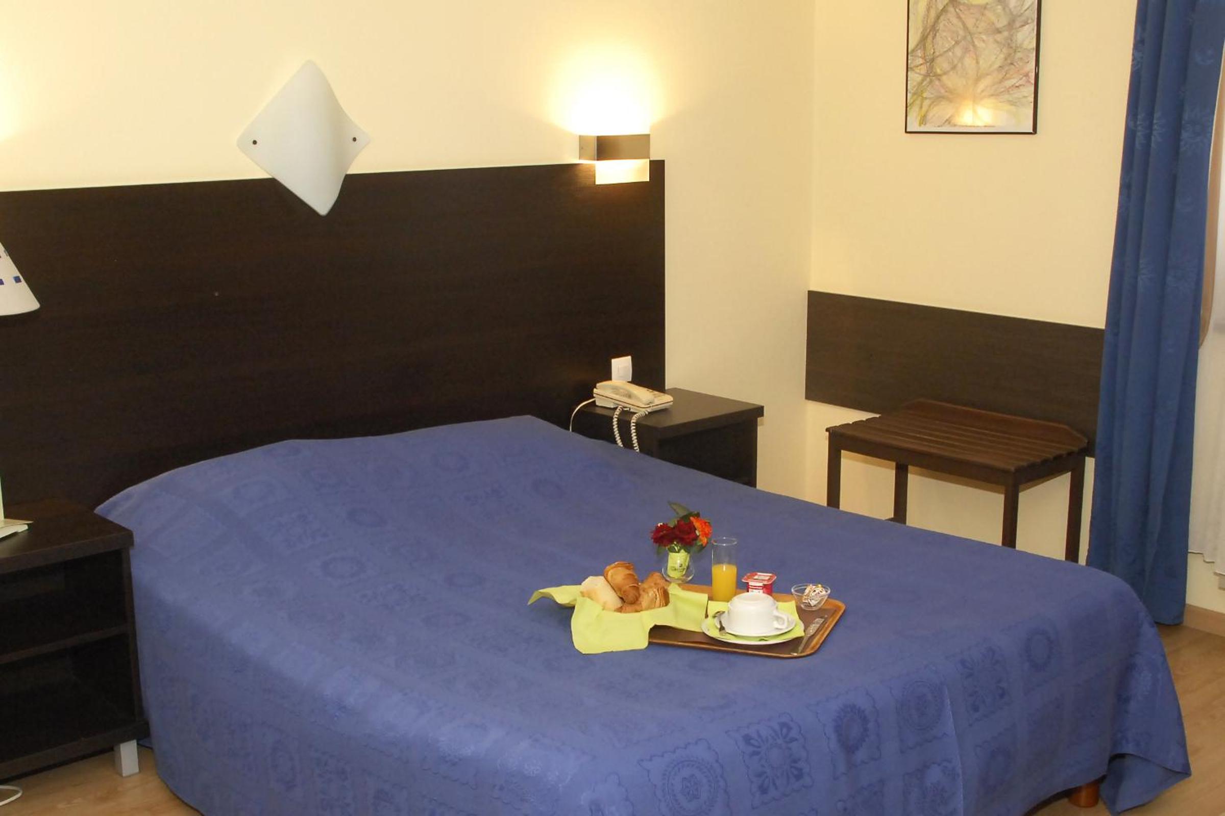 Superior Double or Twin Room photo 3