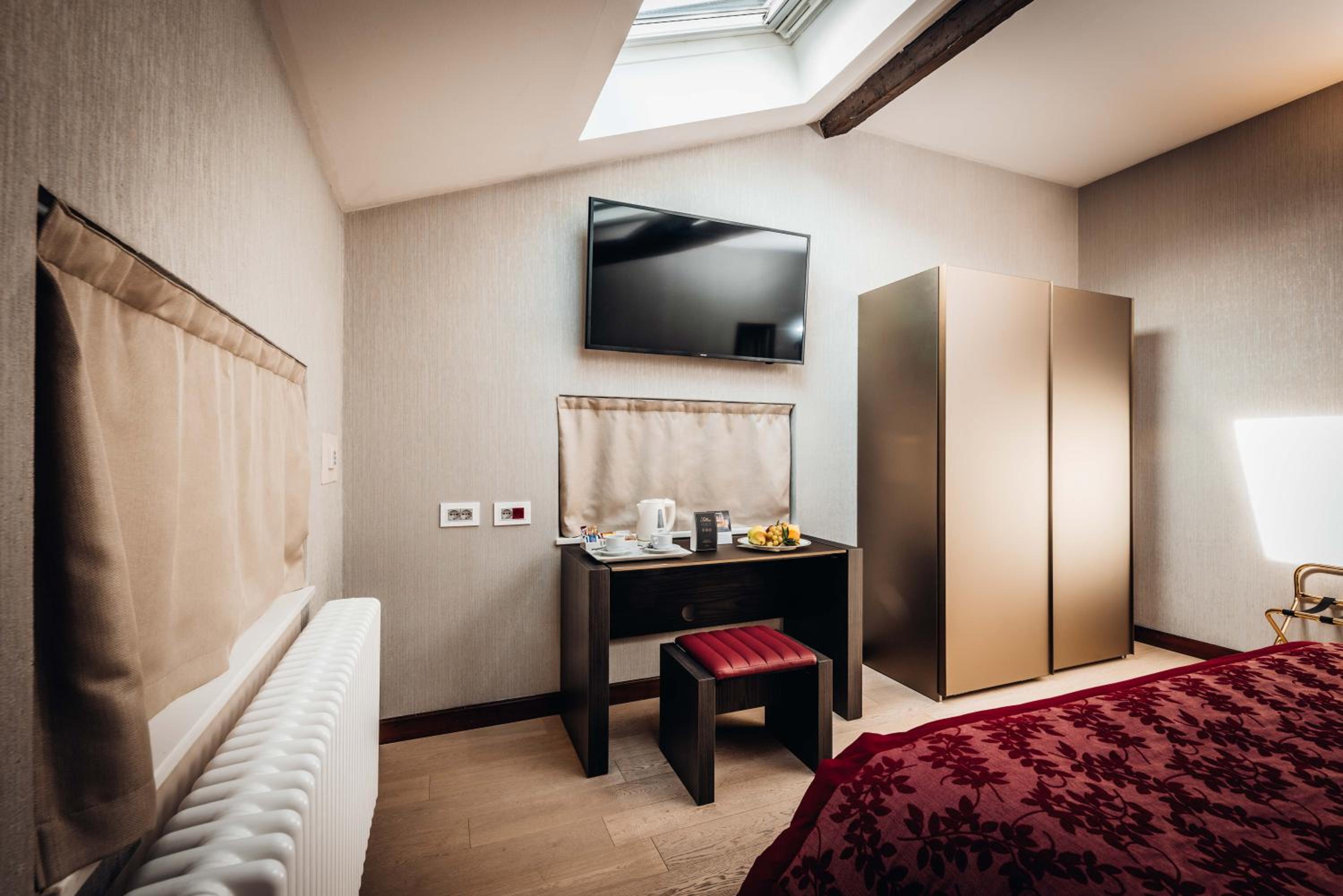 Double Room - Attic - Photo 4