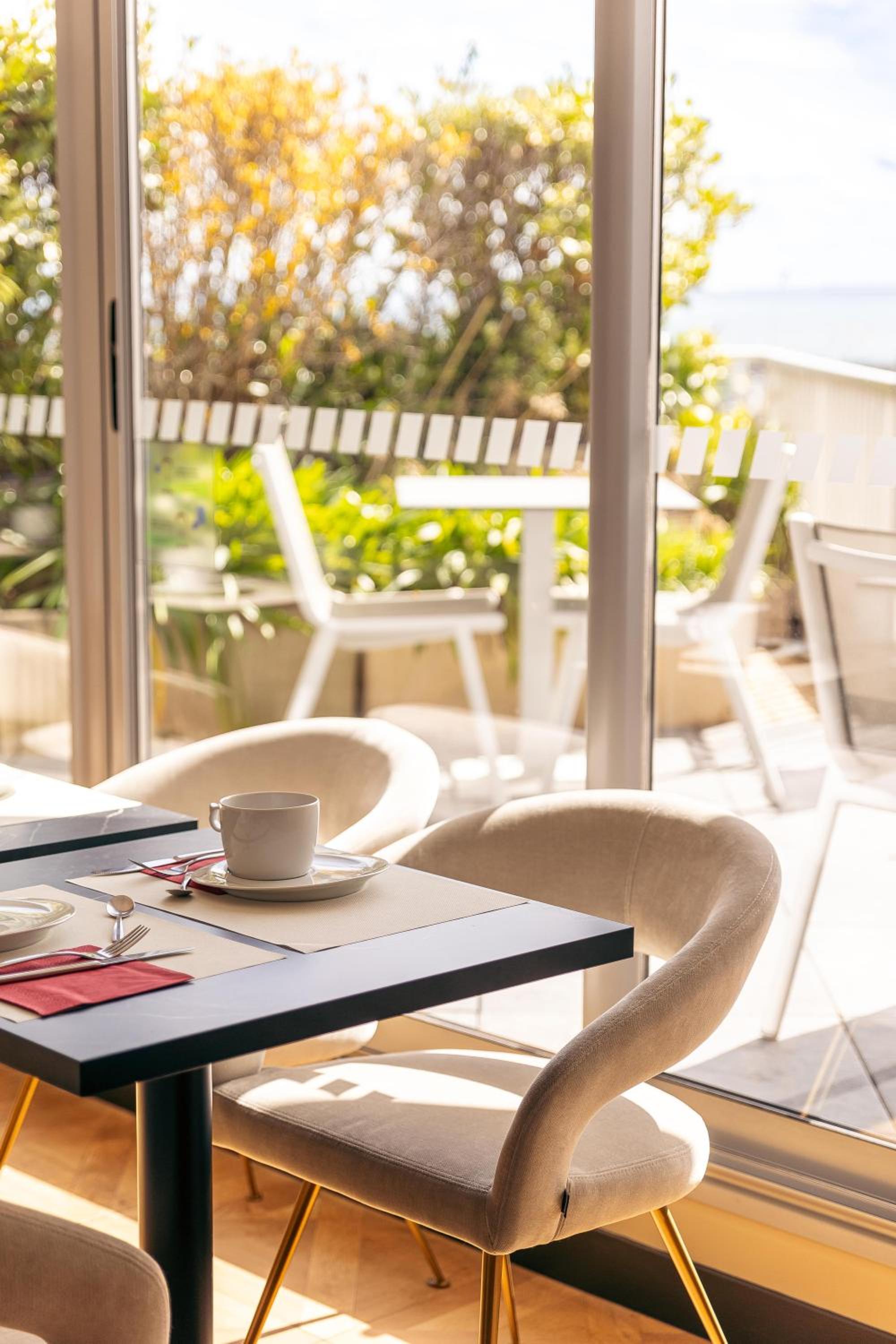 Comfort Double Room with Terrace and Lateral Sea View - Photo 4