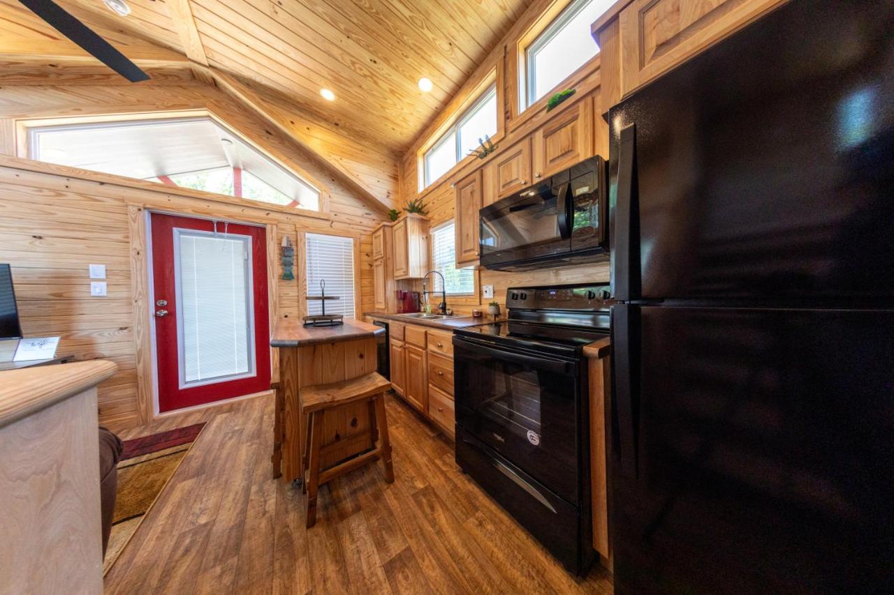 One-Bedroom House photo 3
