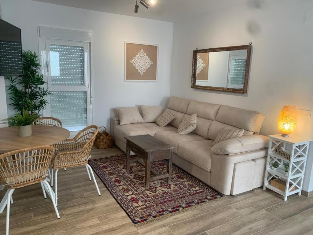Apartamento de dos habitaciones con balcón y terraza