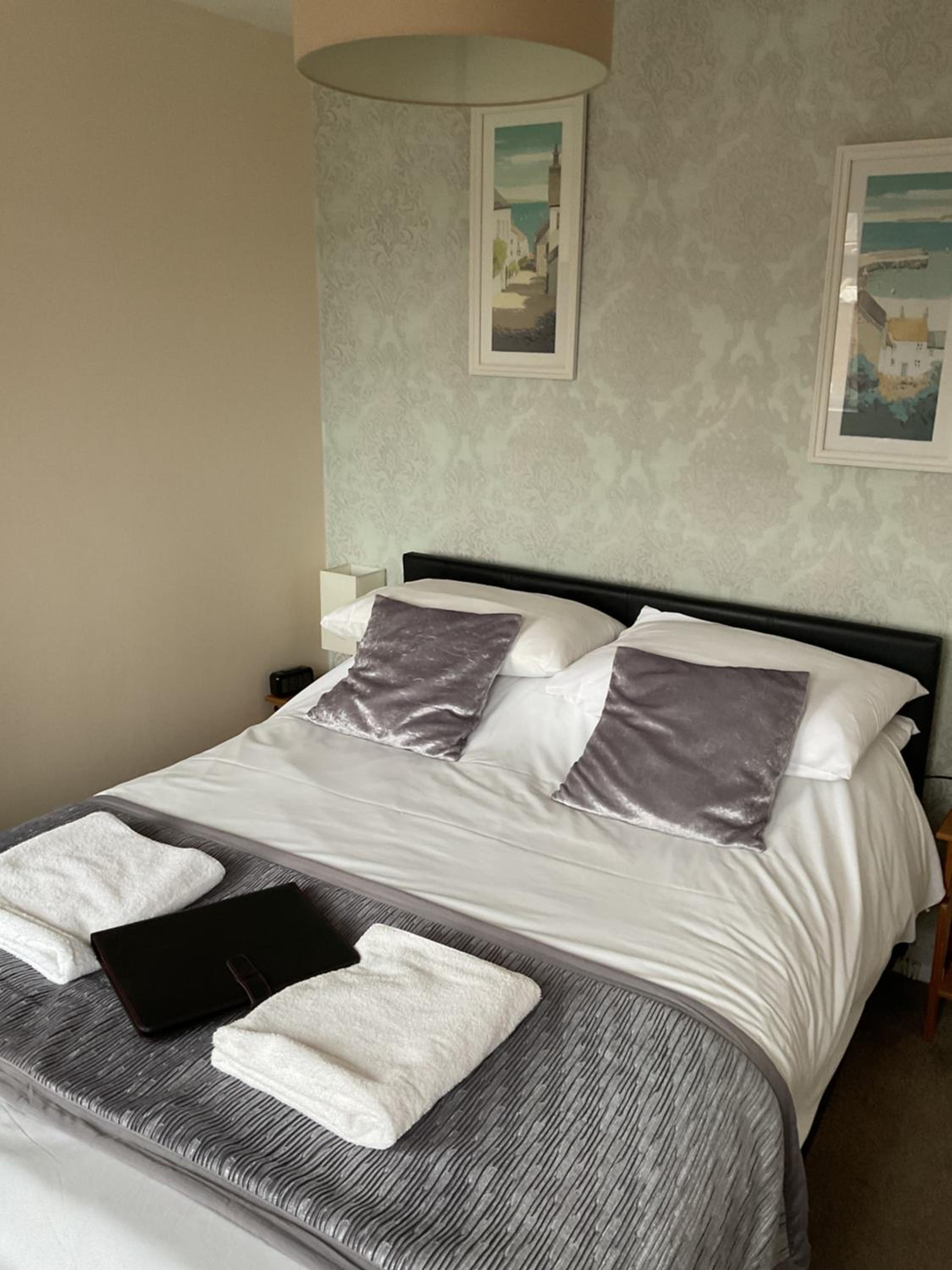 Double Room with Private External Bathroom