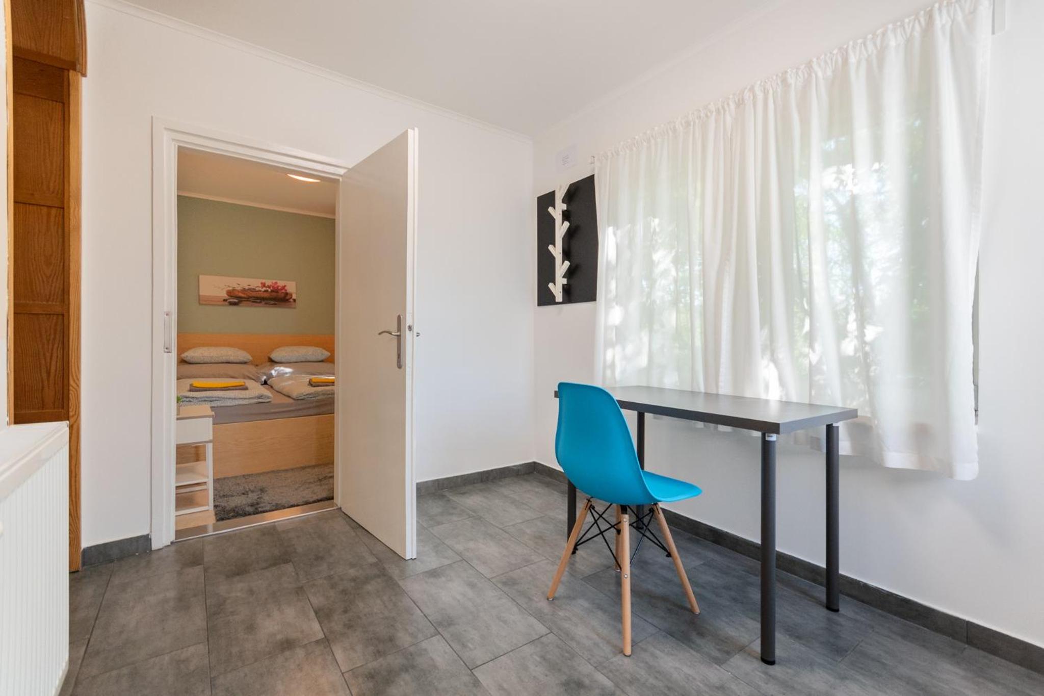 One-Bedroom Apartment - Photo 18