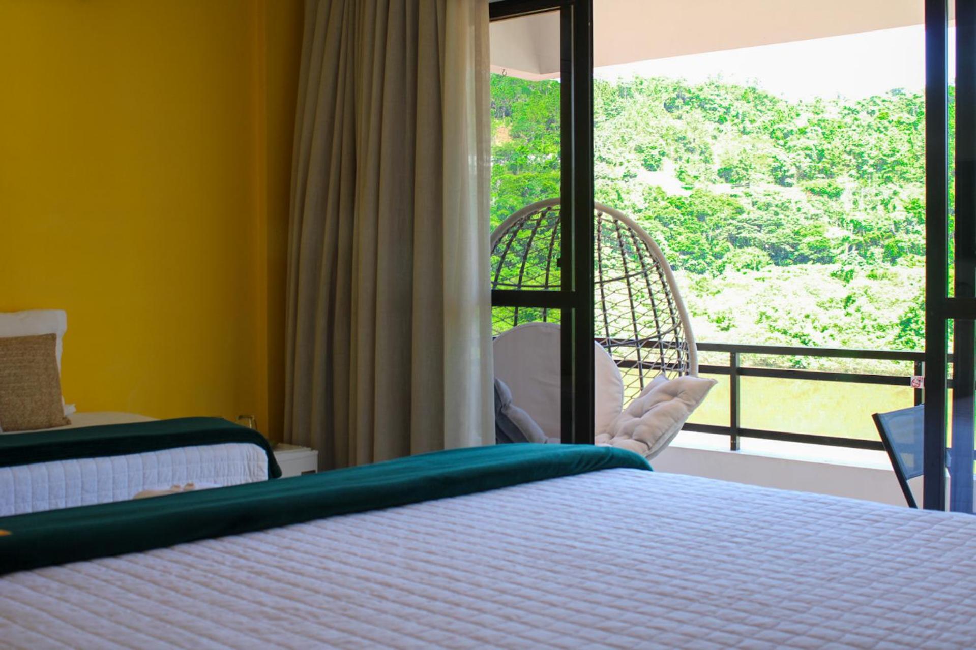 Rizzu Marina Hotel — Quintuple River View Master Suite