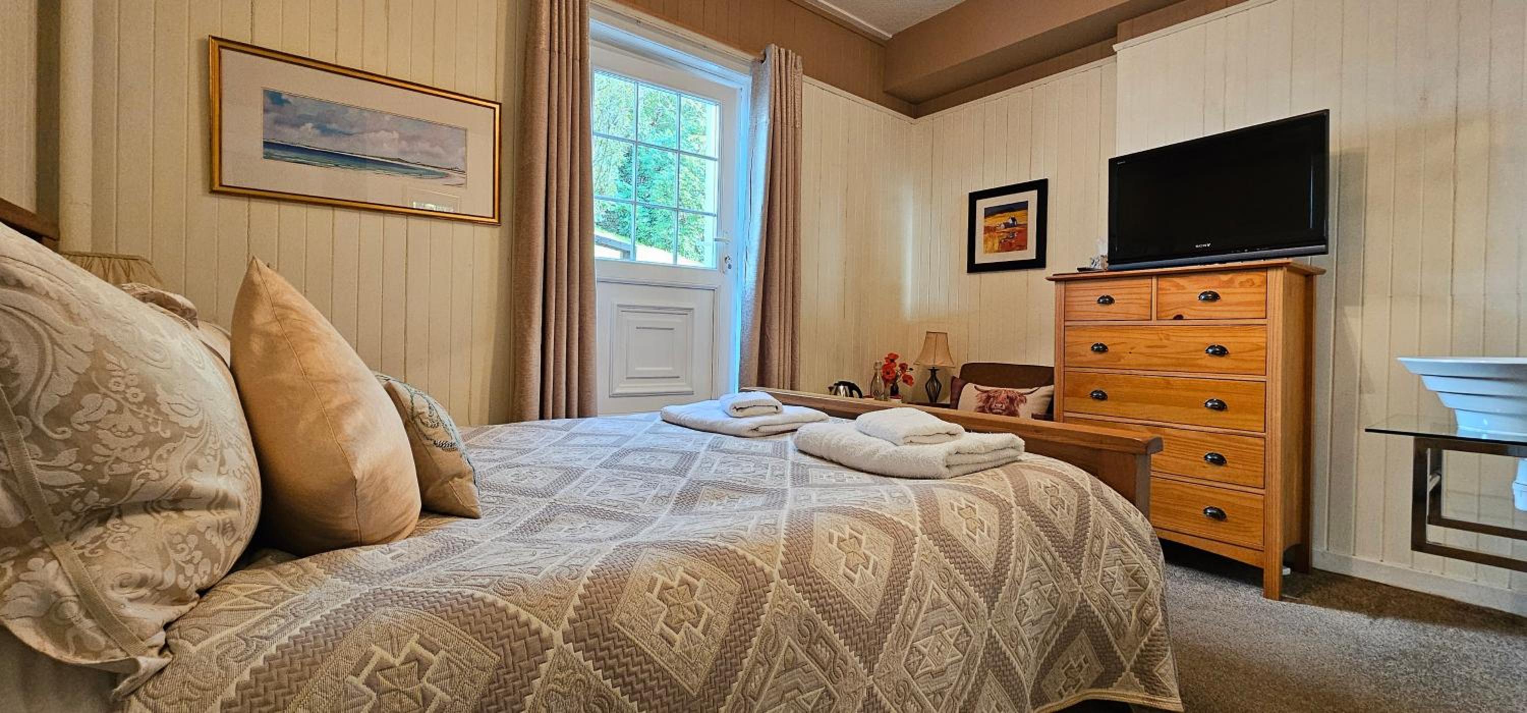 Small Double Room photo 1
