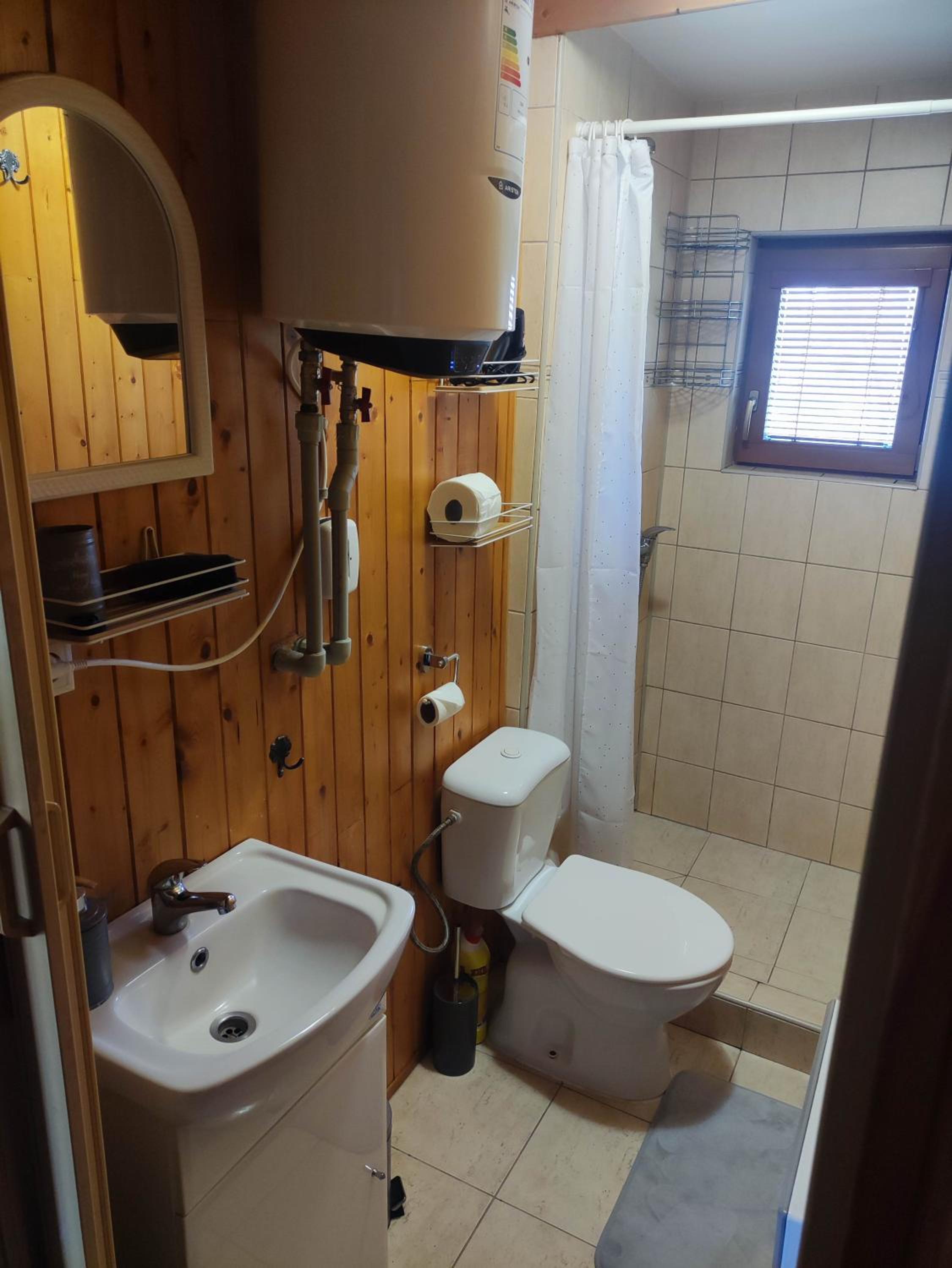 Two-Bedroom Apartment - Photo 20