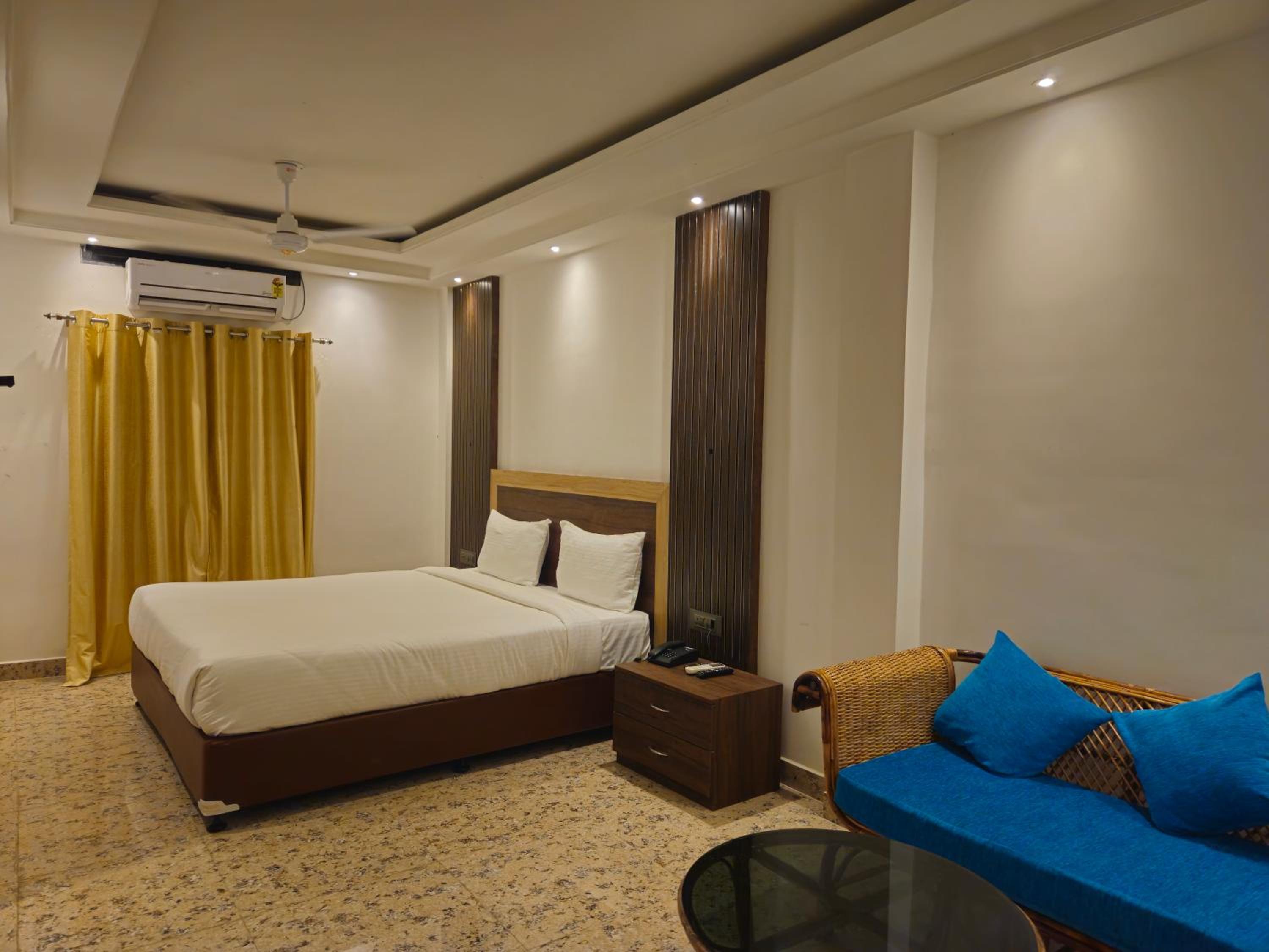 Superior King Room photo 1
