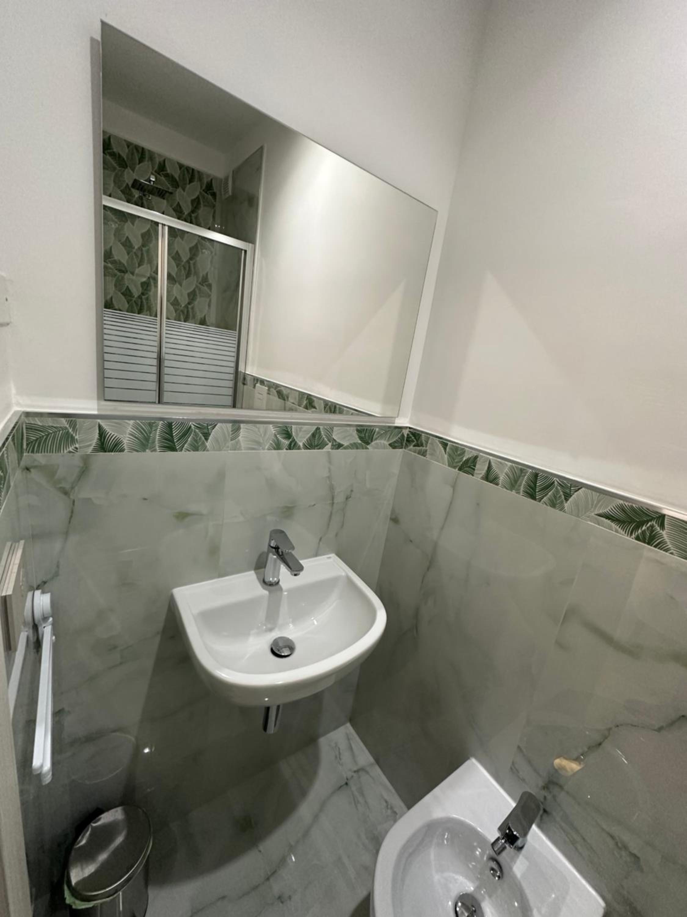Triple Room with Private Bathroom photo 2