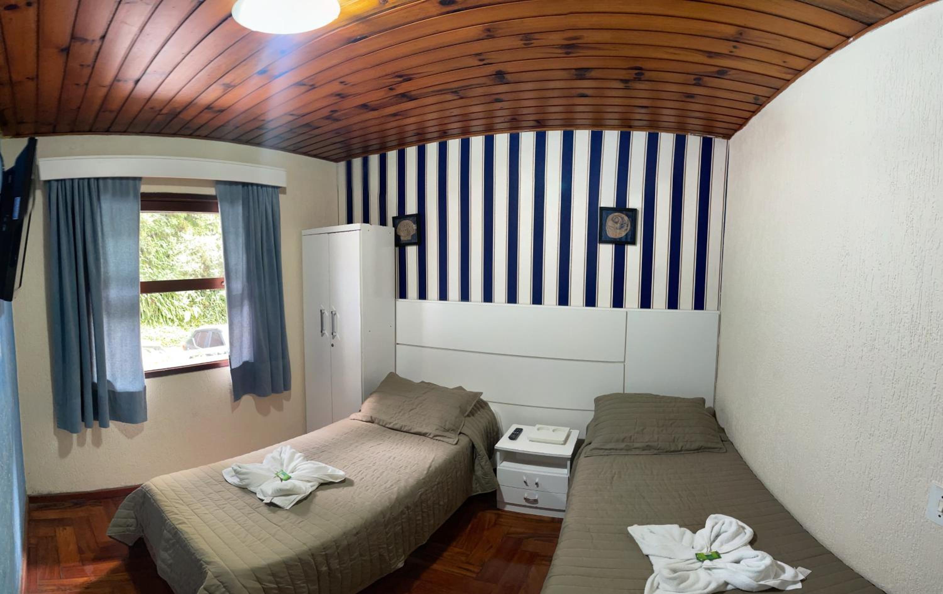 Standard Quadruple Room photo 3