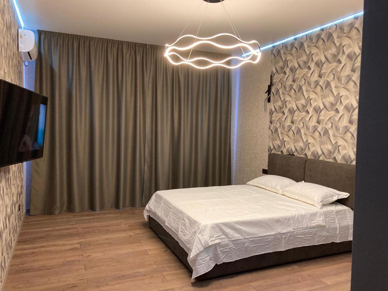 King Suite with Balcony photo 1
