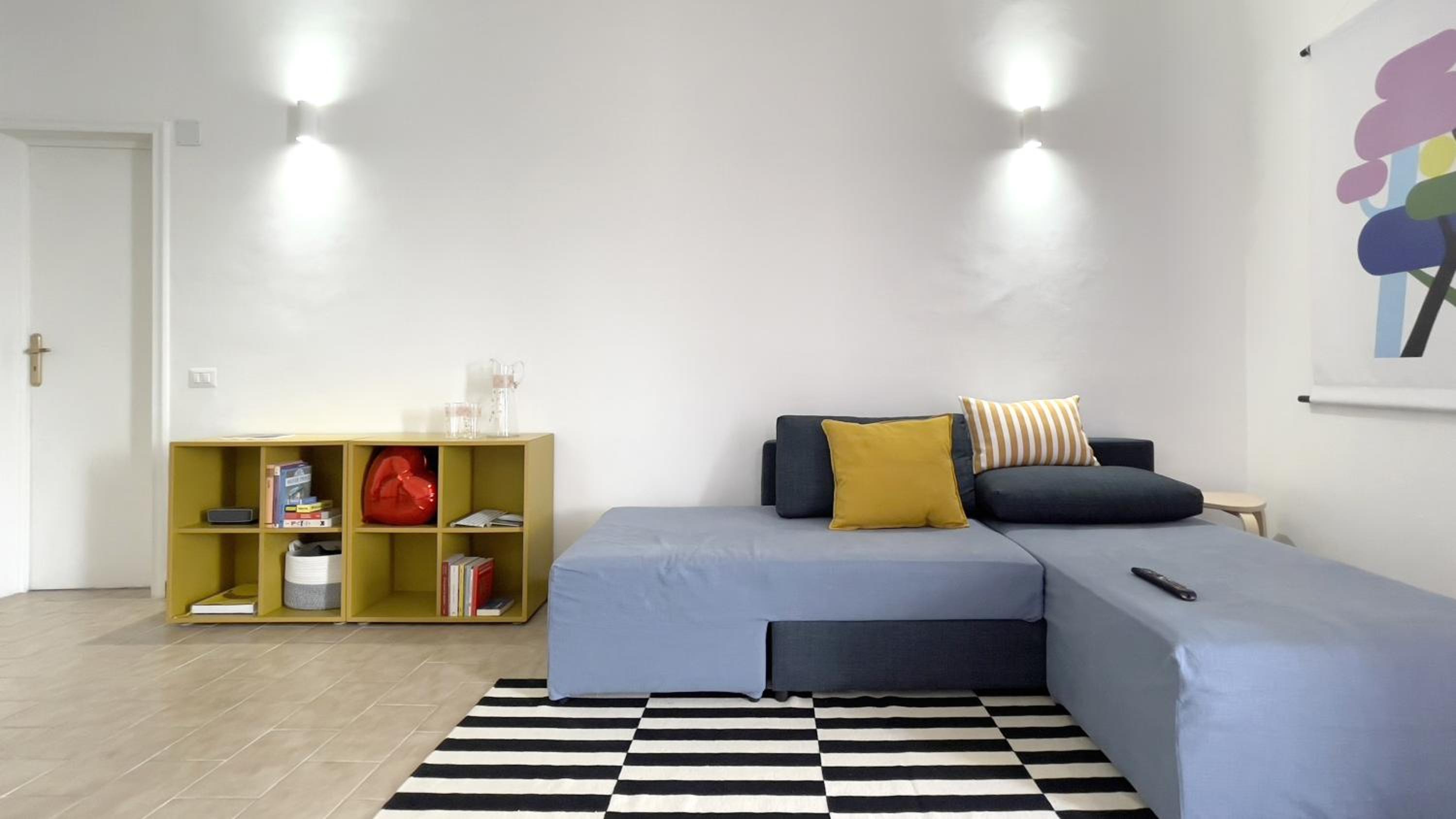 One-Bedroom Apartment photo 3