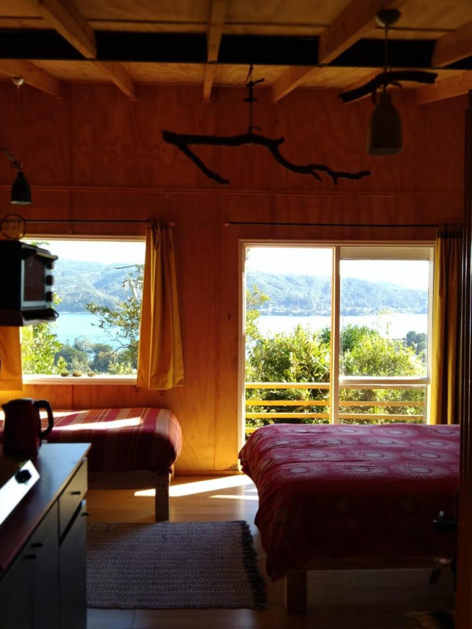 Standard Triple Room with Sea View photo 1