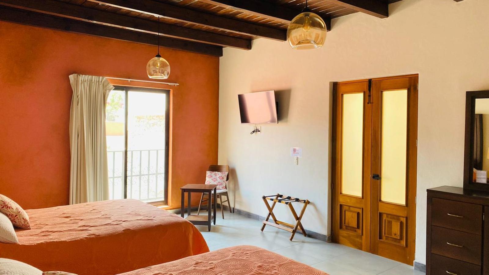 Double or Twin Room photo 2