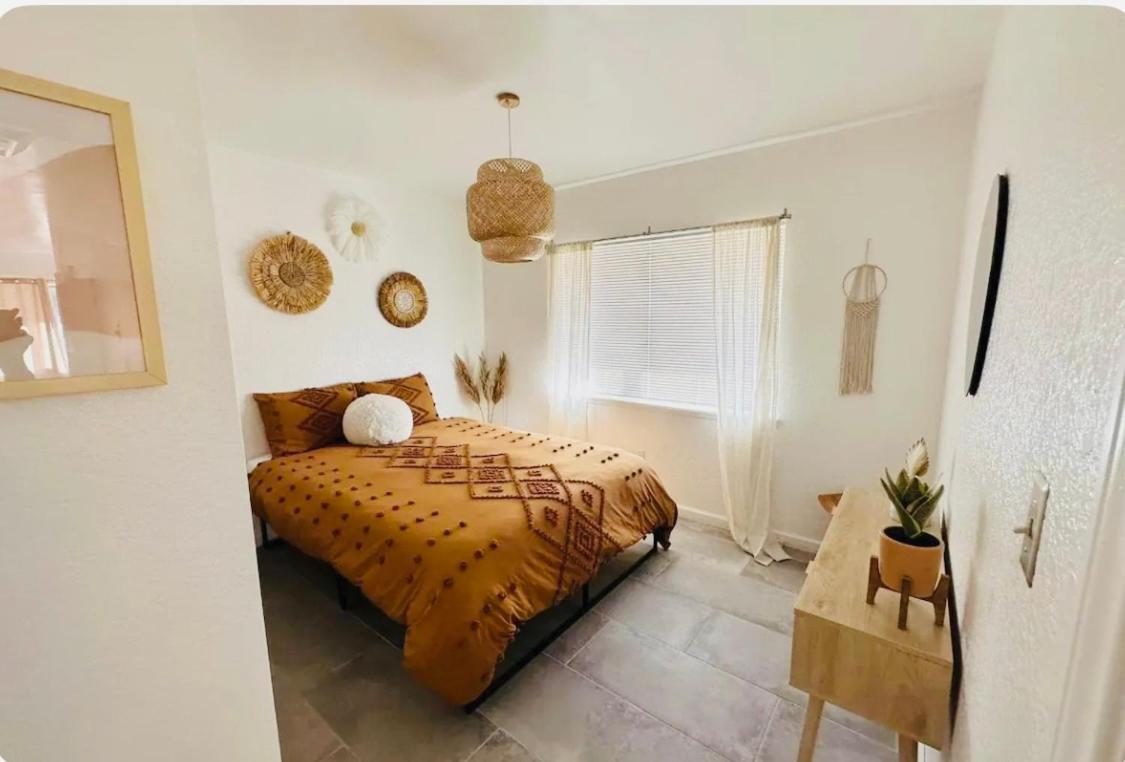 Two-Bedroom House photo 3