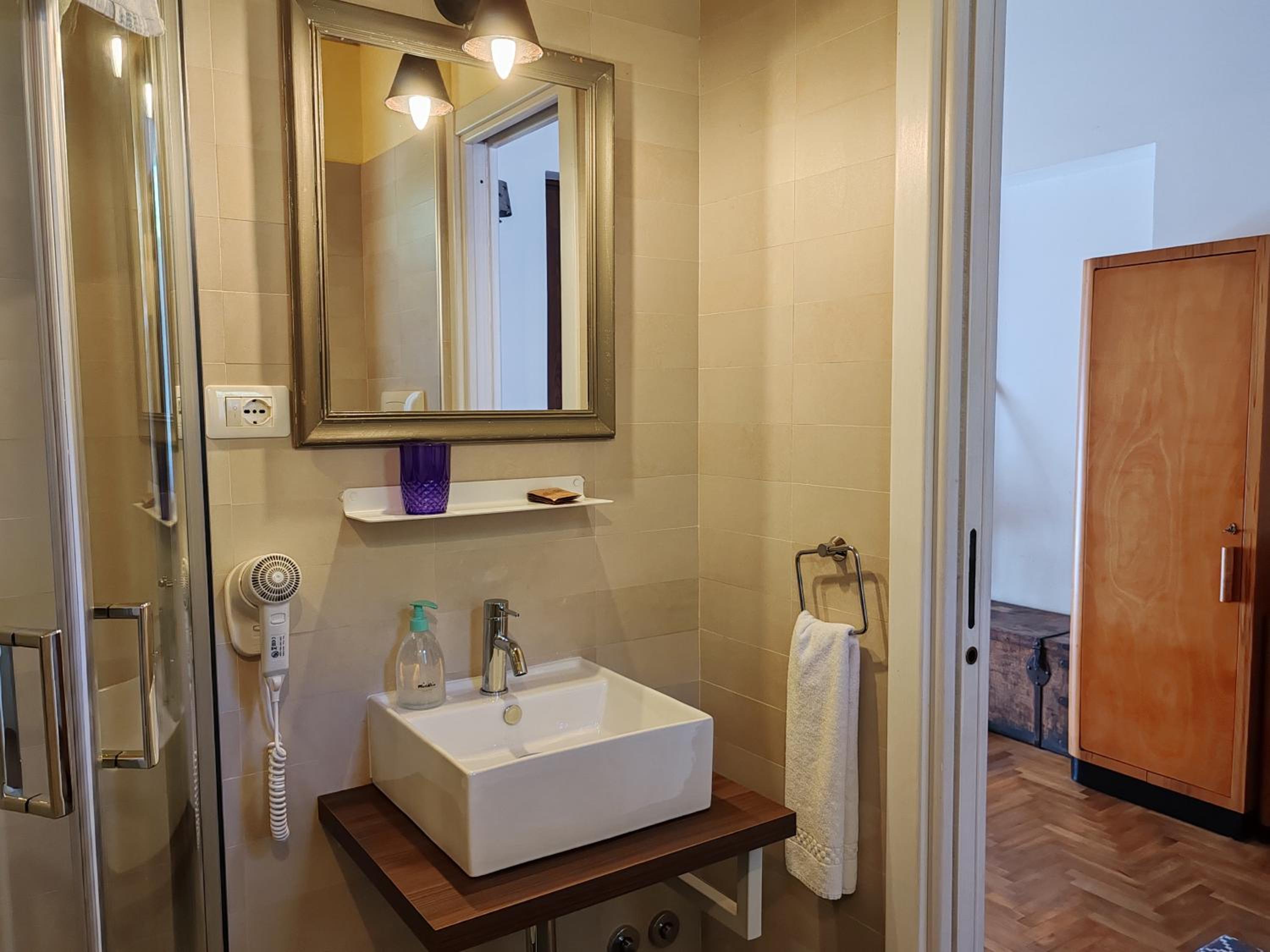 Superior Double or Twin Room - Photo 4