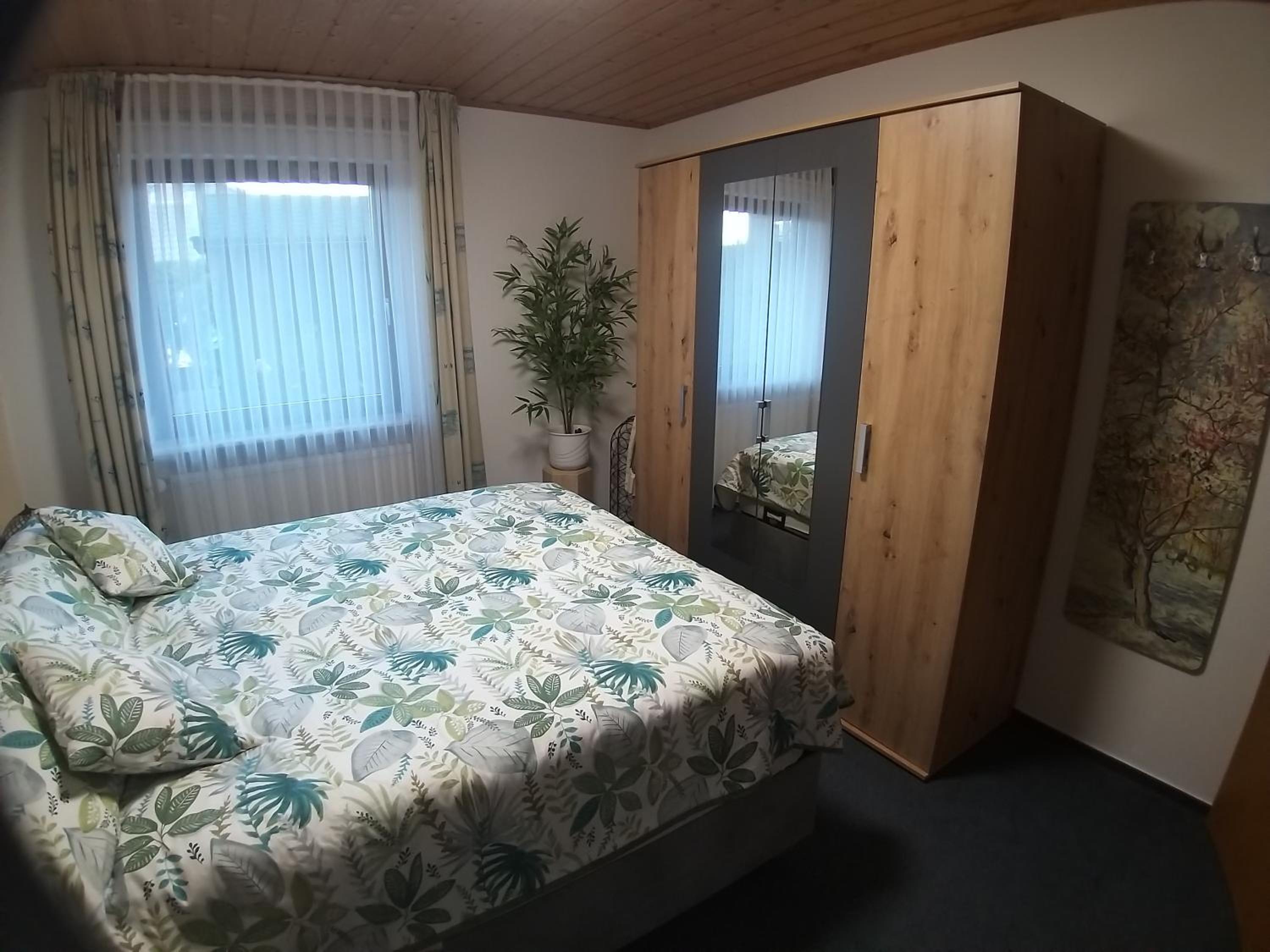 One-Bedroom Apartment with Garden photo 1