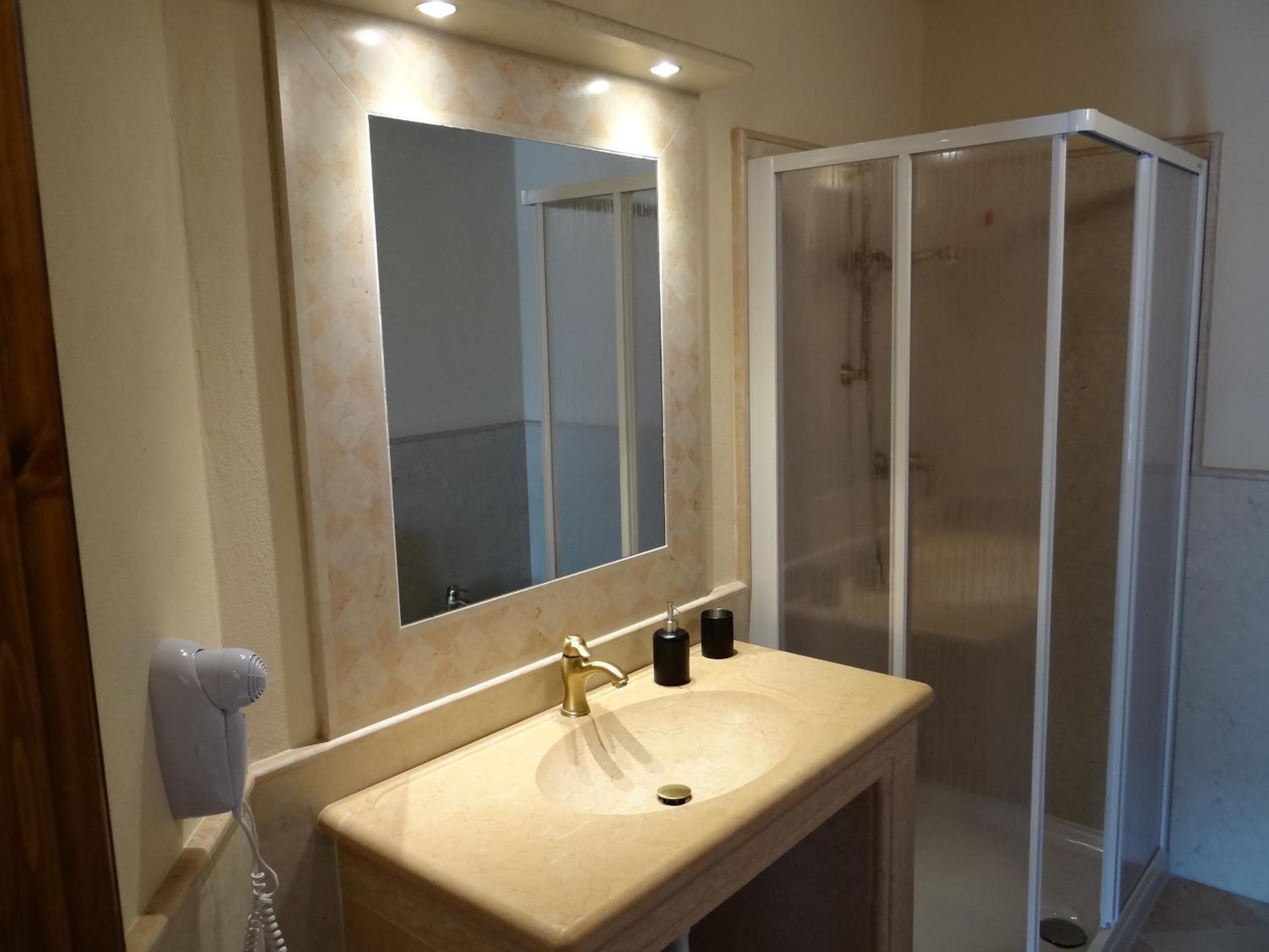 Family Room with Bathroom - Photo 5
