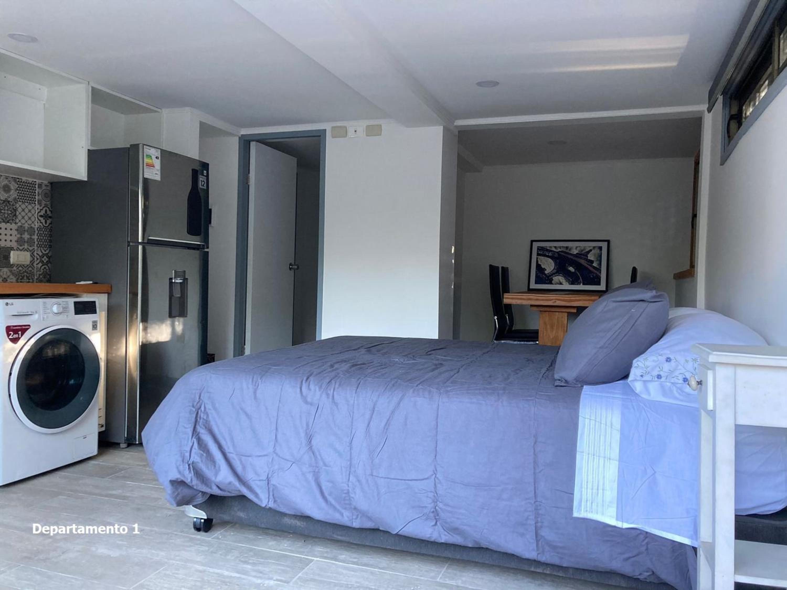 Studio Apartment with One Double Bed photo 1