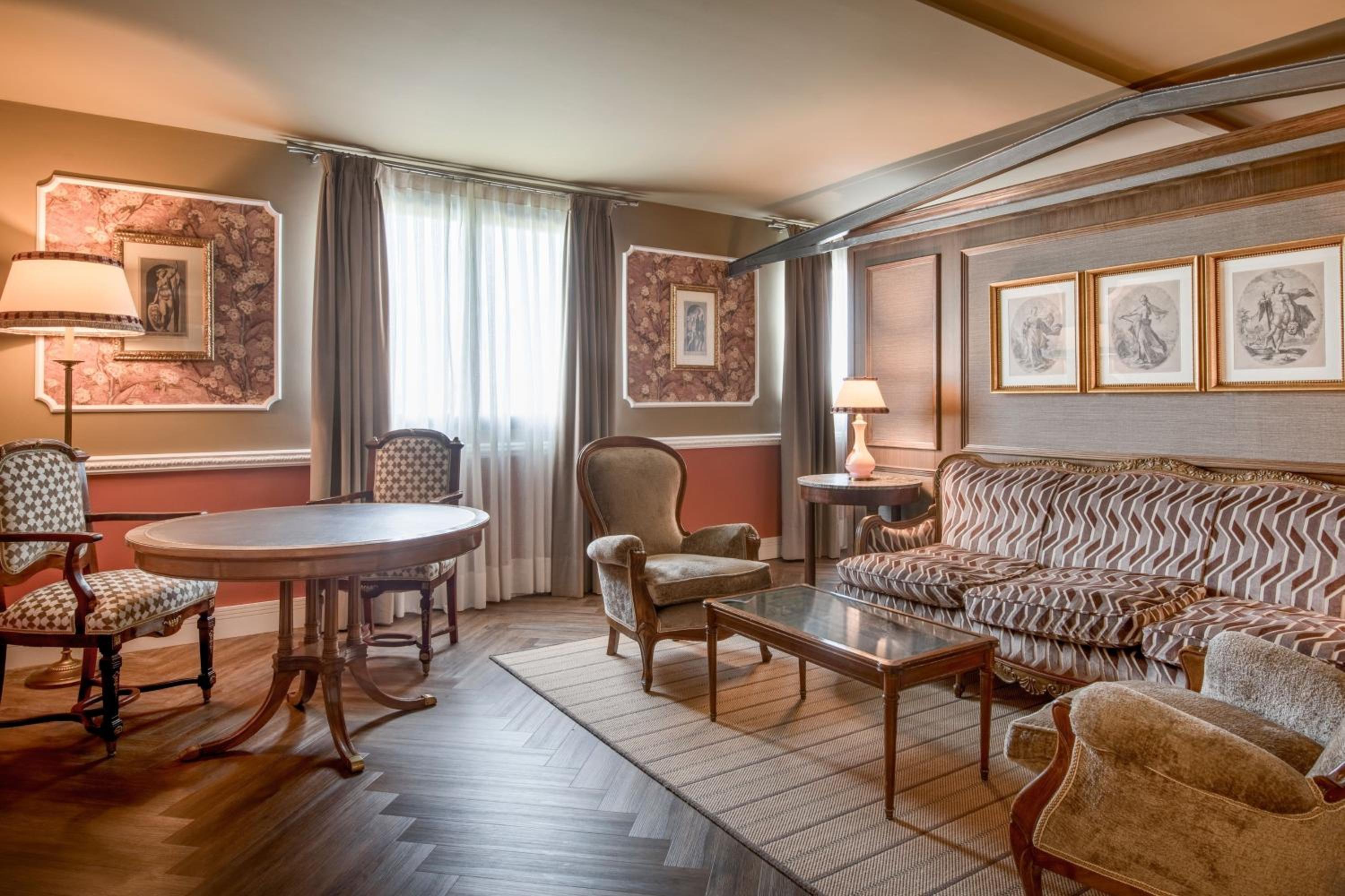 Junior Suite King - Photo 7