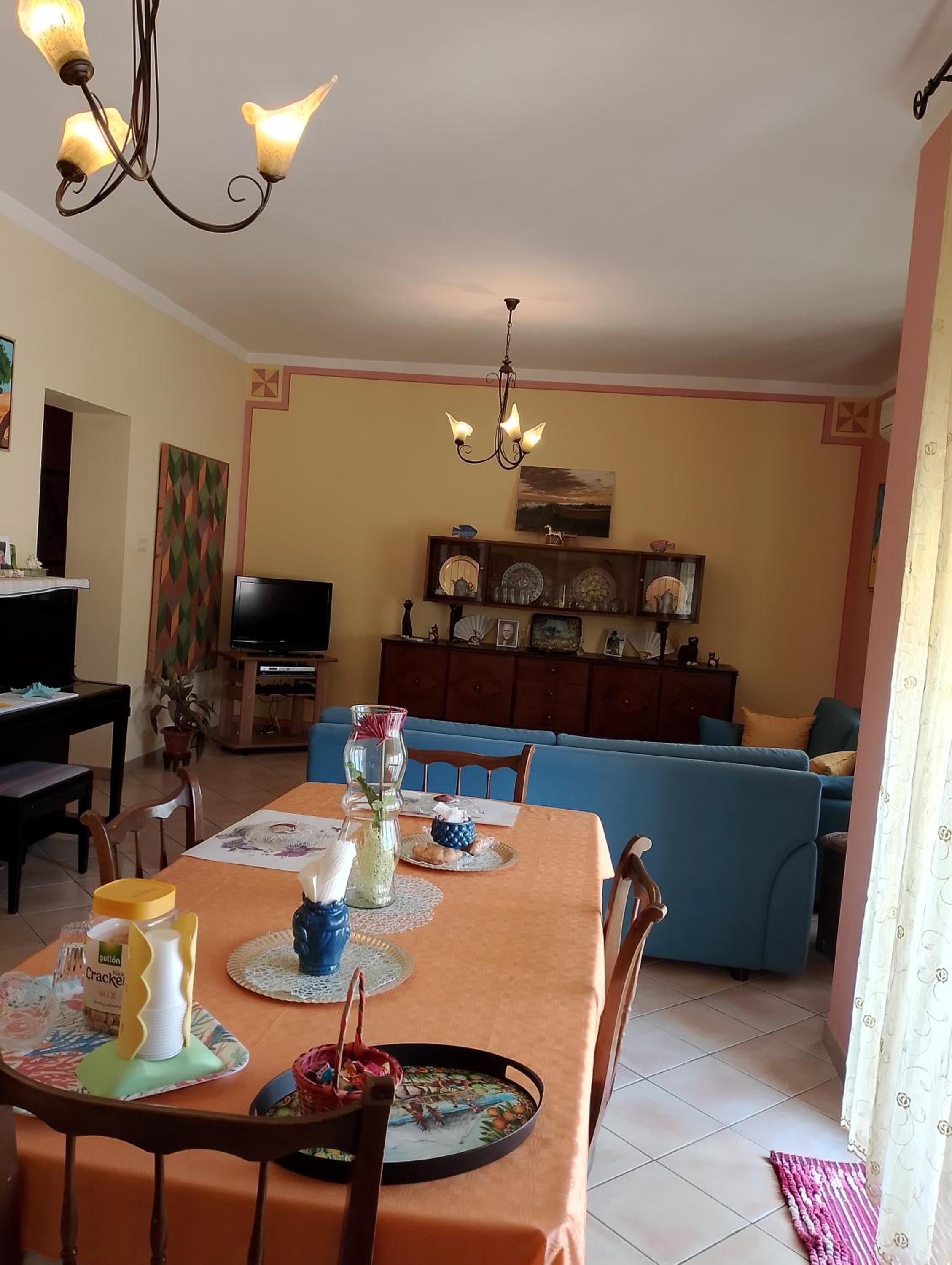 Apartment with Sea View - Photo 2