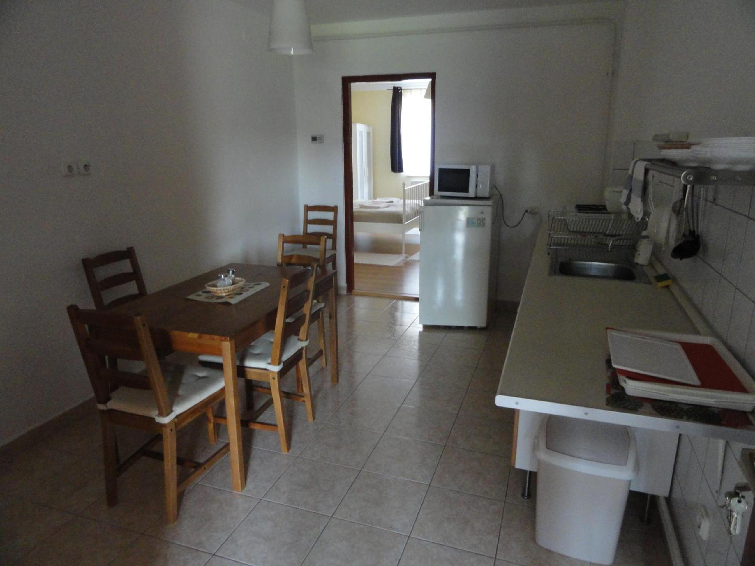 Family Studio - Photo 8