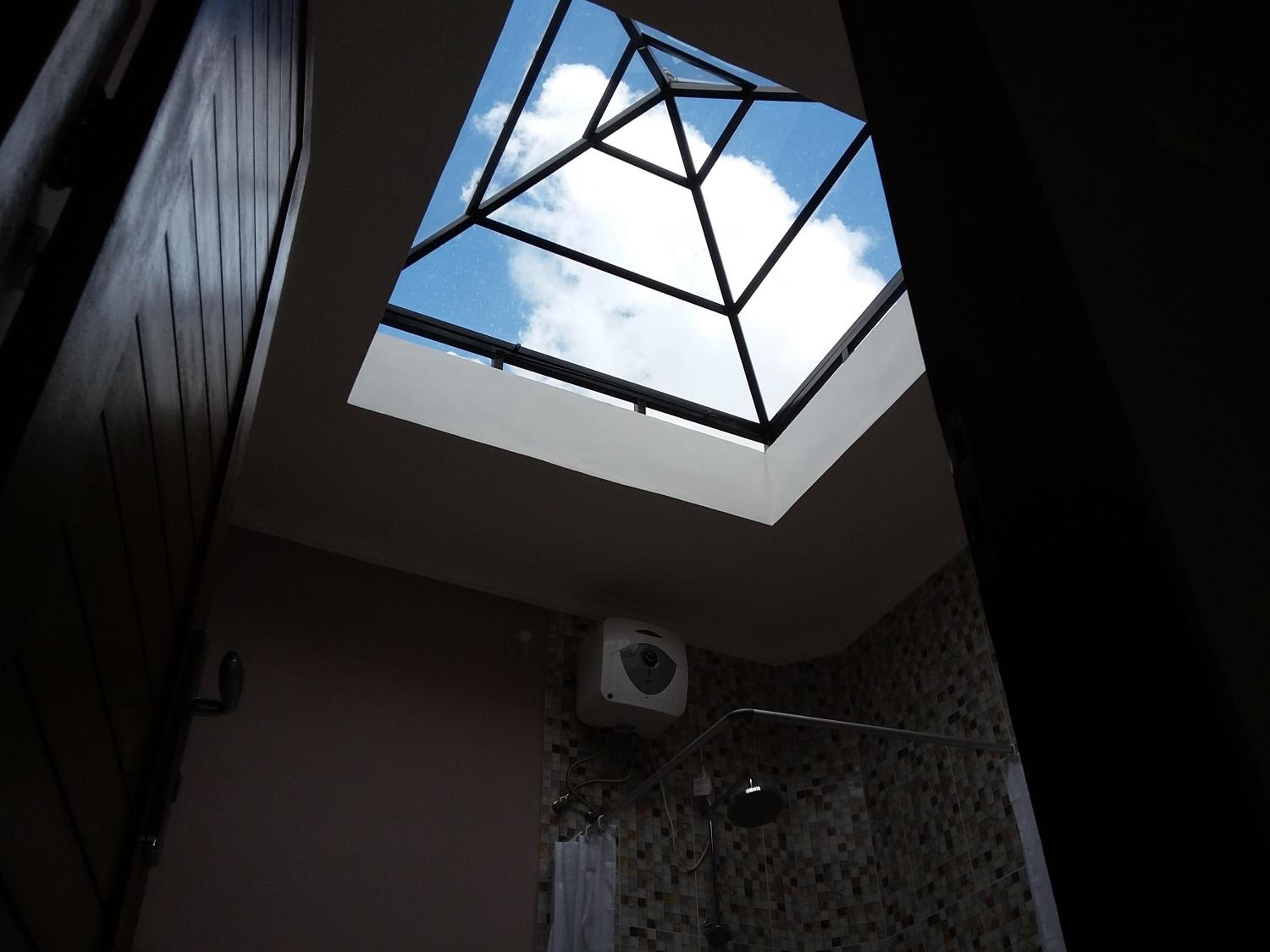 Triple Room with Balcony - Photo 3