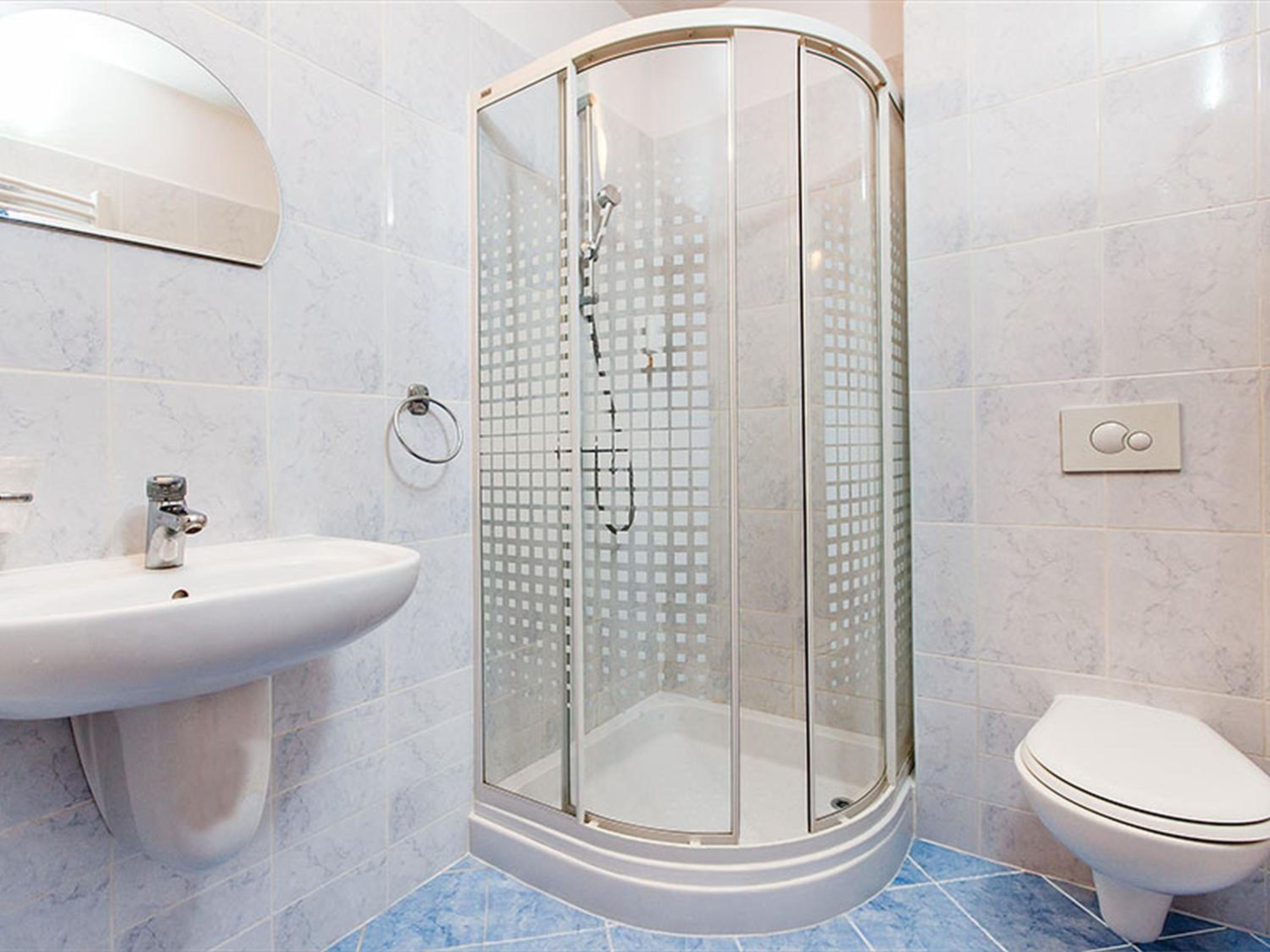 Double Room - Photo 3