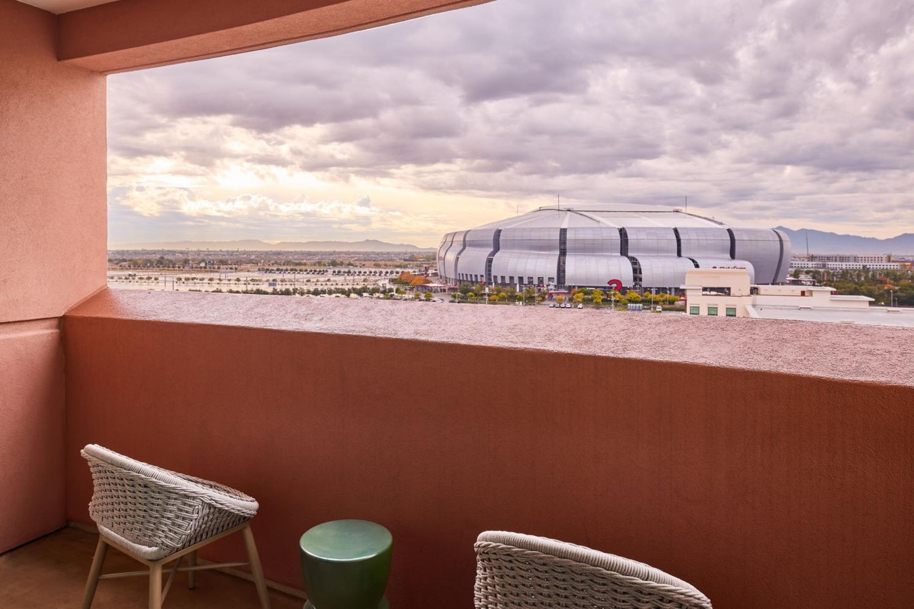 Club King Suite - Photo 10