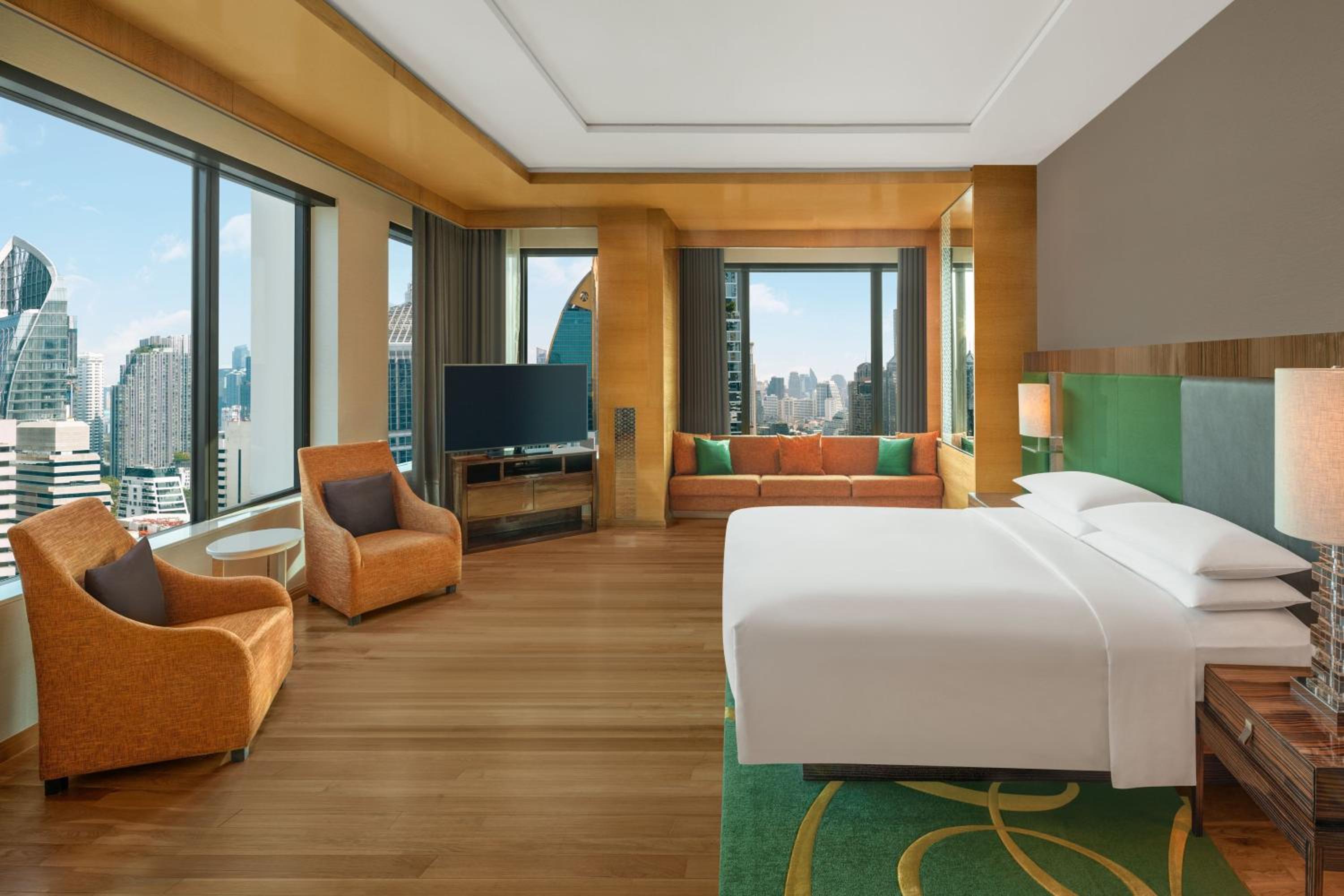 Executive Suite (A complimentary 1-hour EV Tuk-Tuk ride)