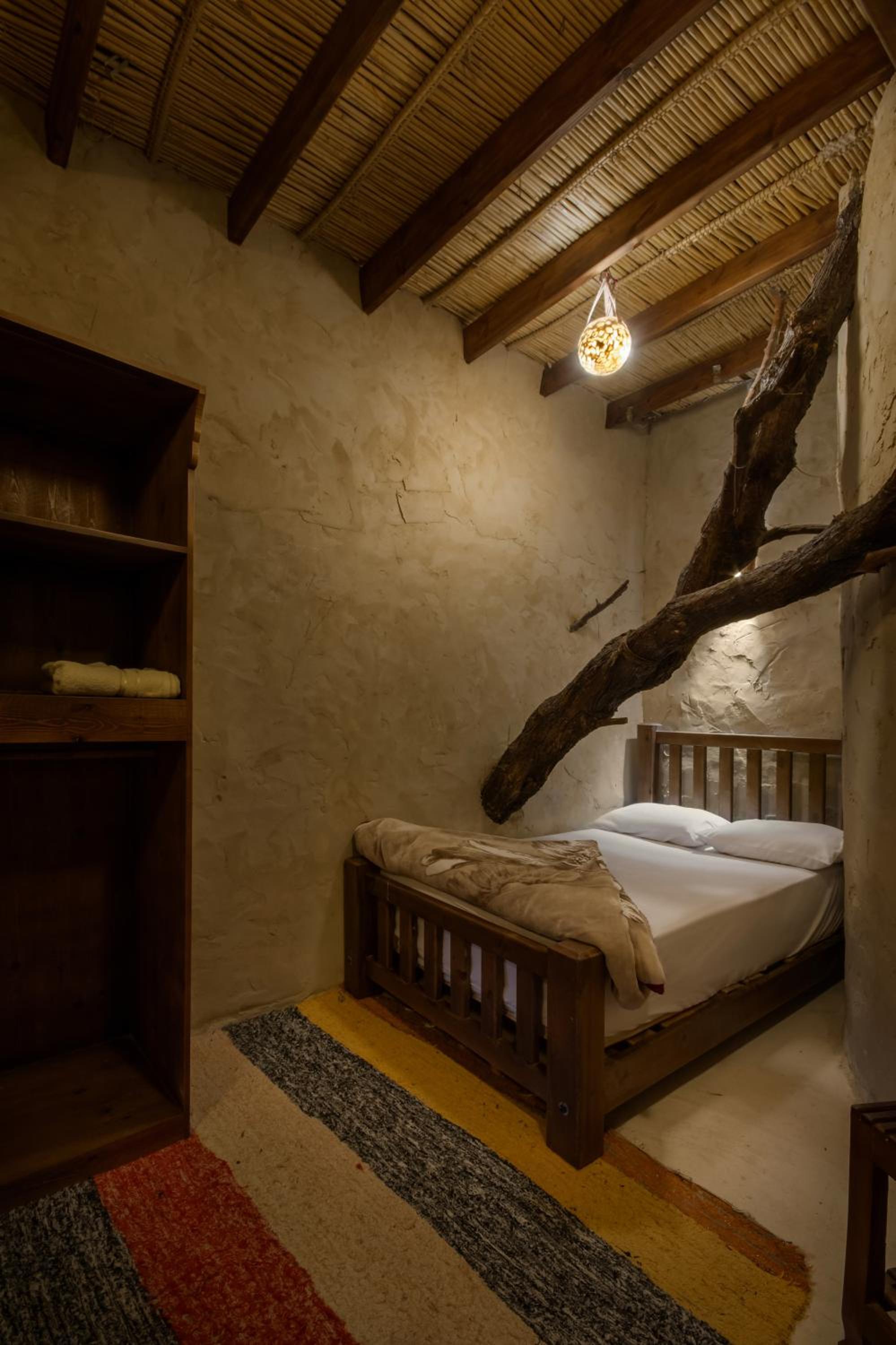 Deluxe Triple Room - Photo 9