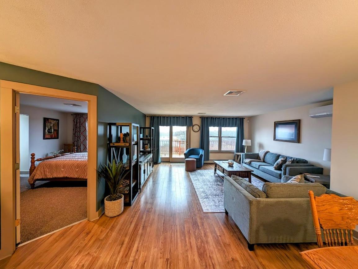 Two-Bedroom Apartment photo 3