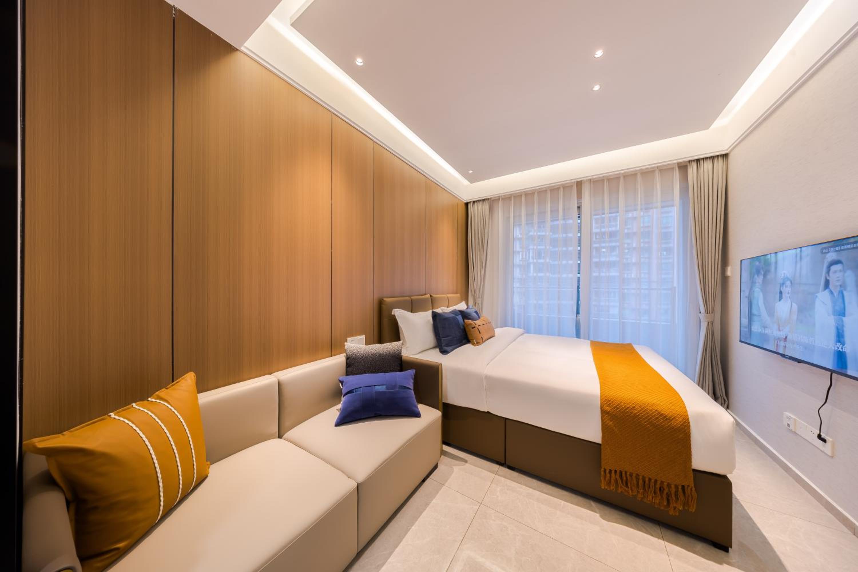 Comfort King Room