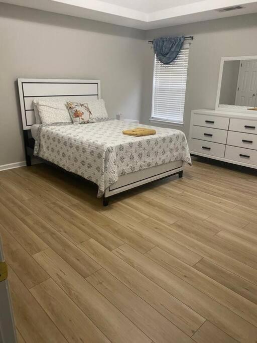 Four-Bedroom House photo 1