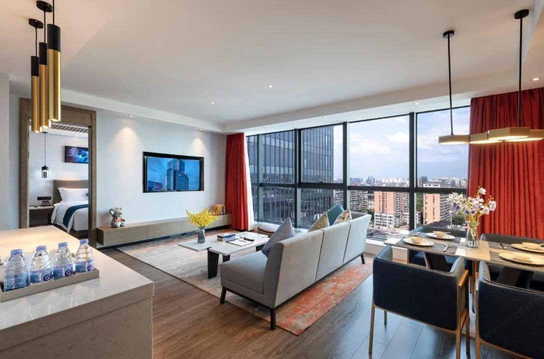 One-Bedroom Executive Suite