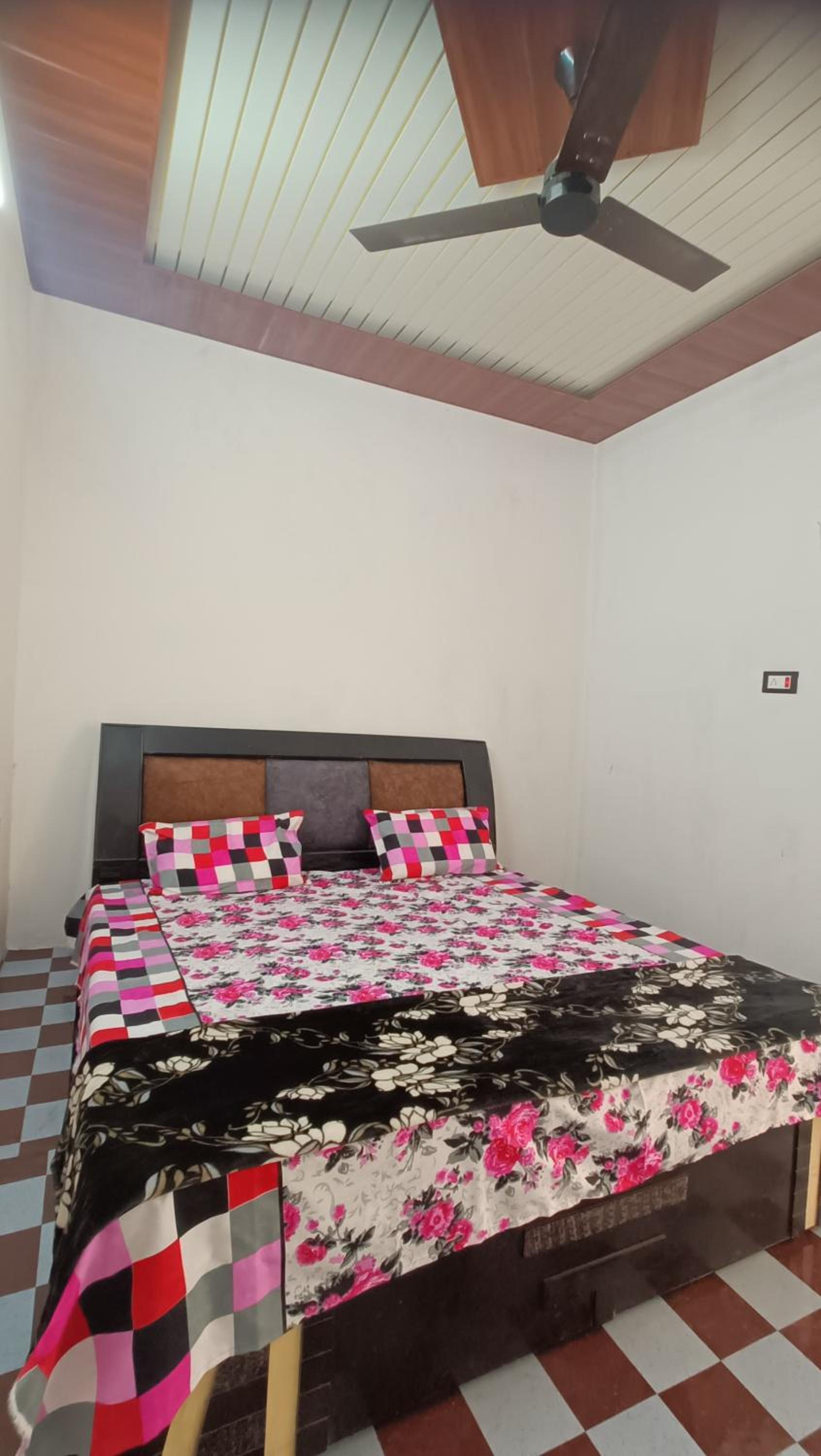 Double Room with Private Bathroom photo 1