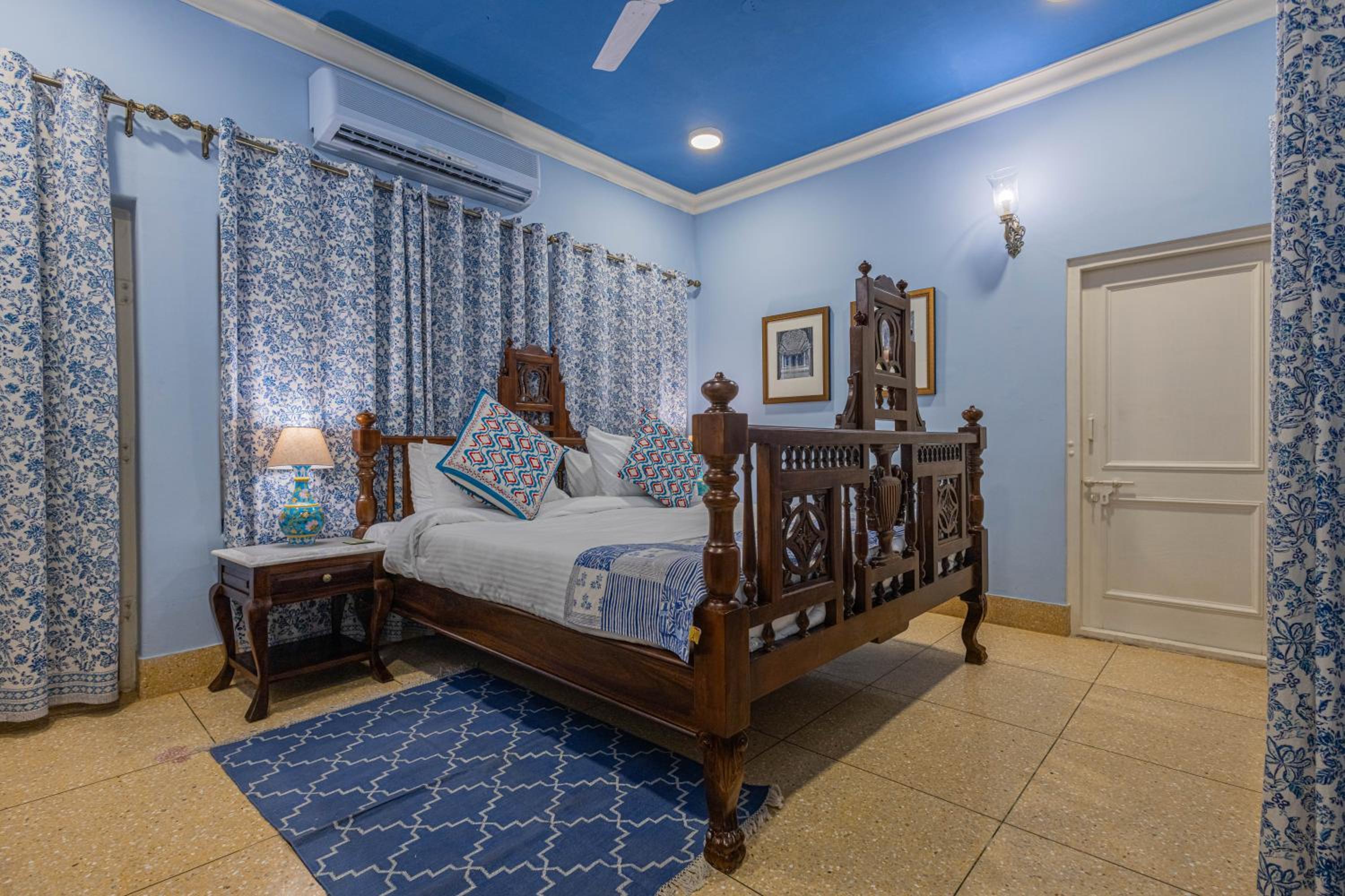 Sheel Mahal Garden Suite