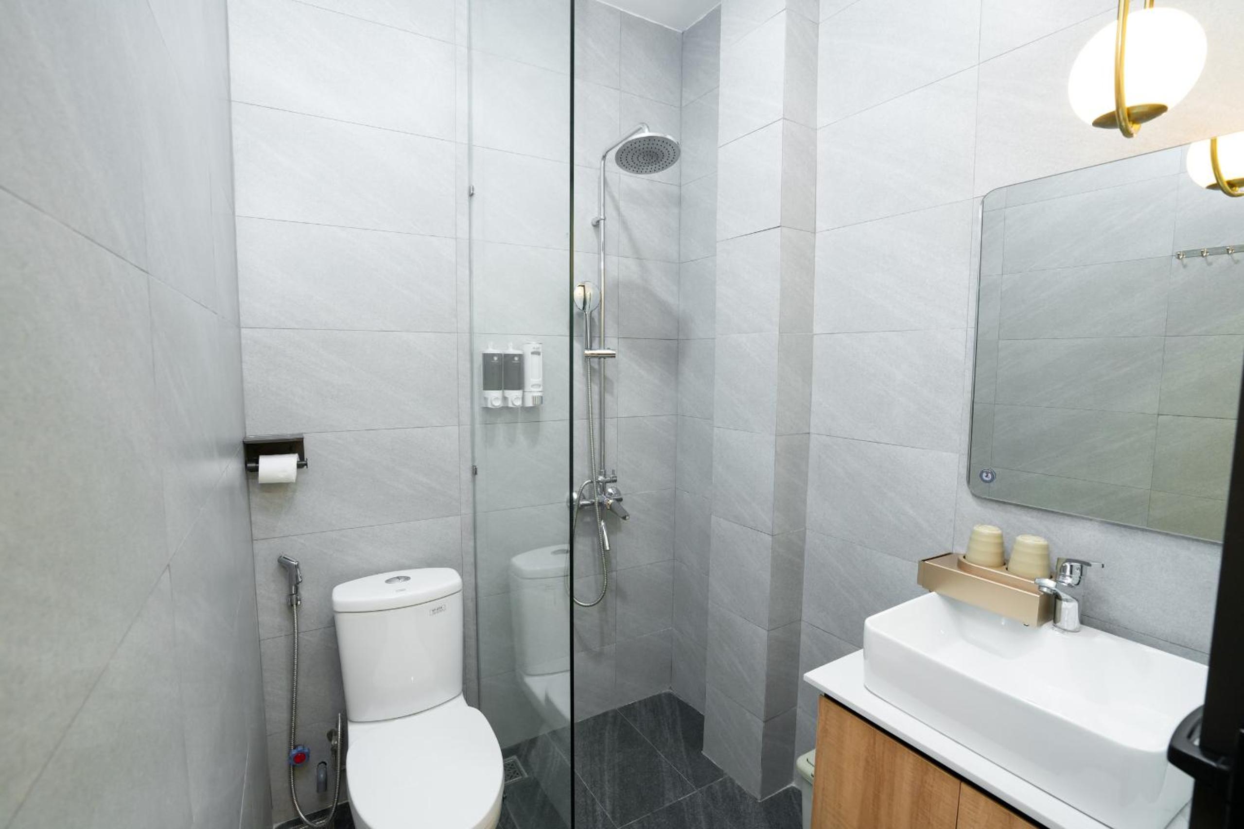 Standard Double Room - Photo 5