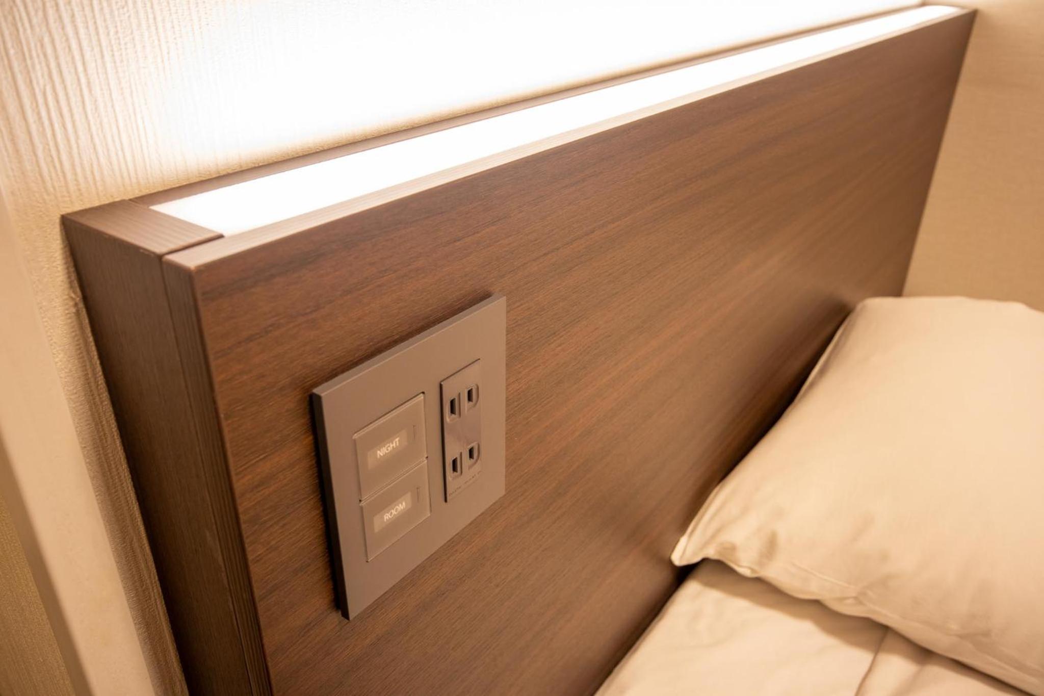 Economy Twin Room photo 3