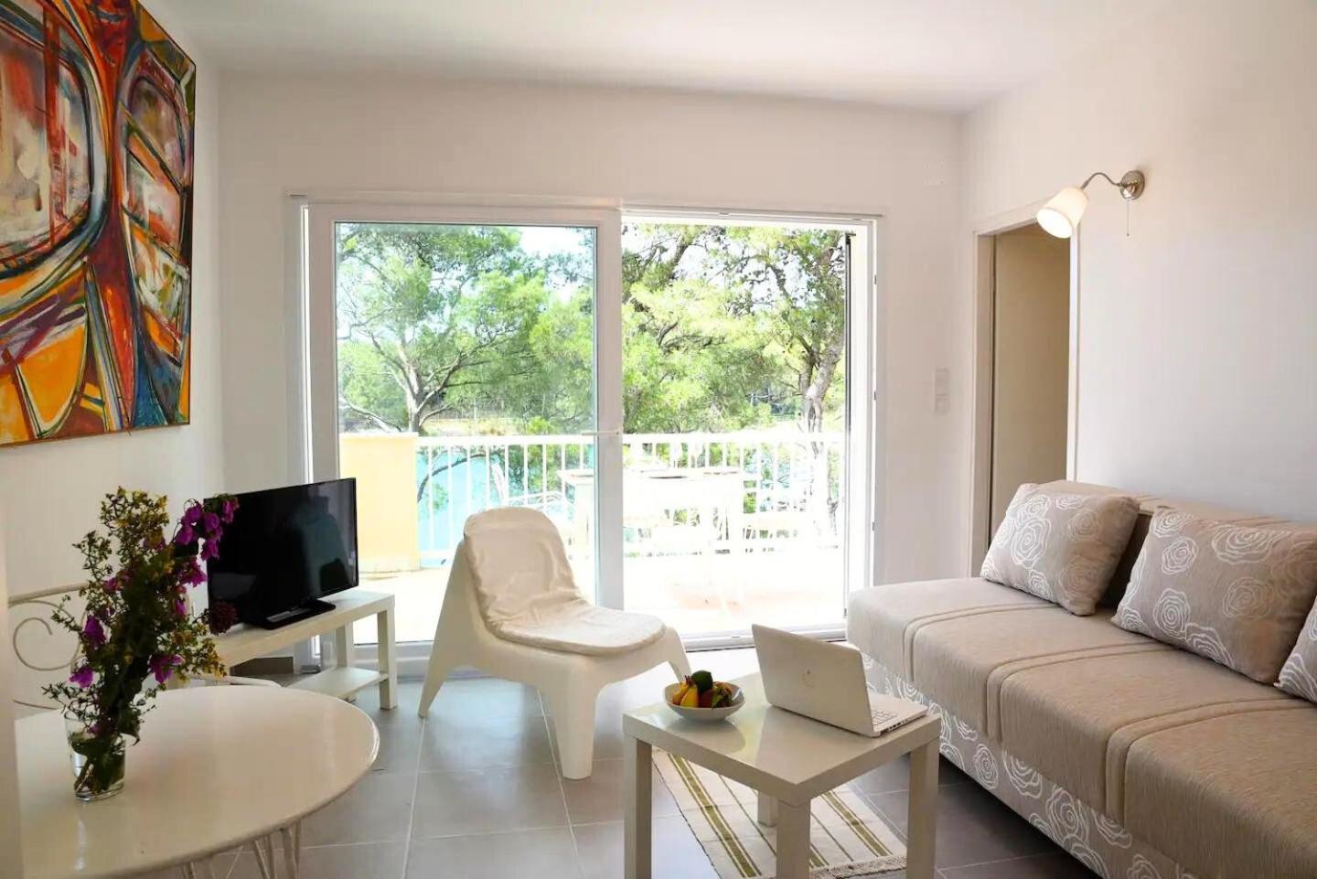 Two-Bedroom Apartment with Sea View