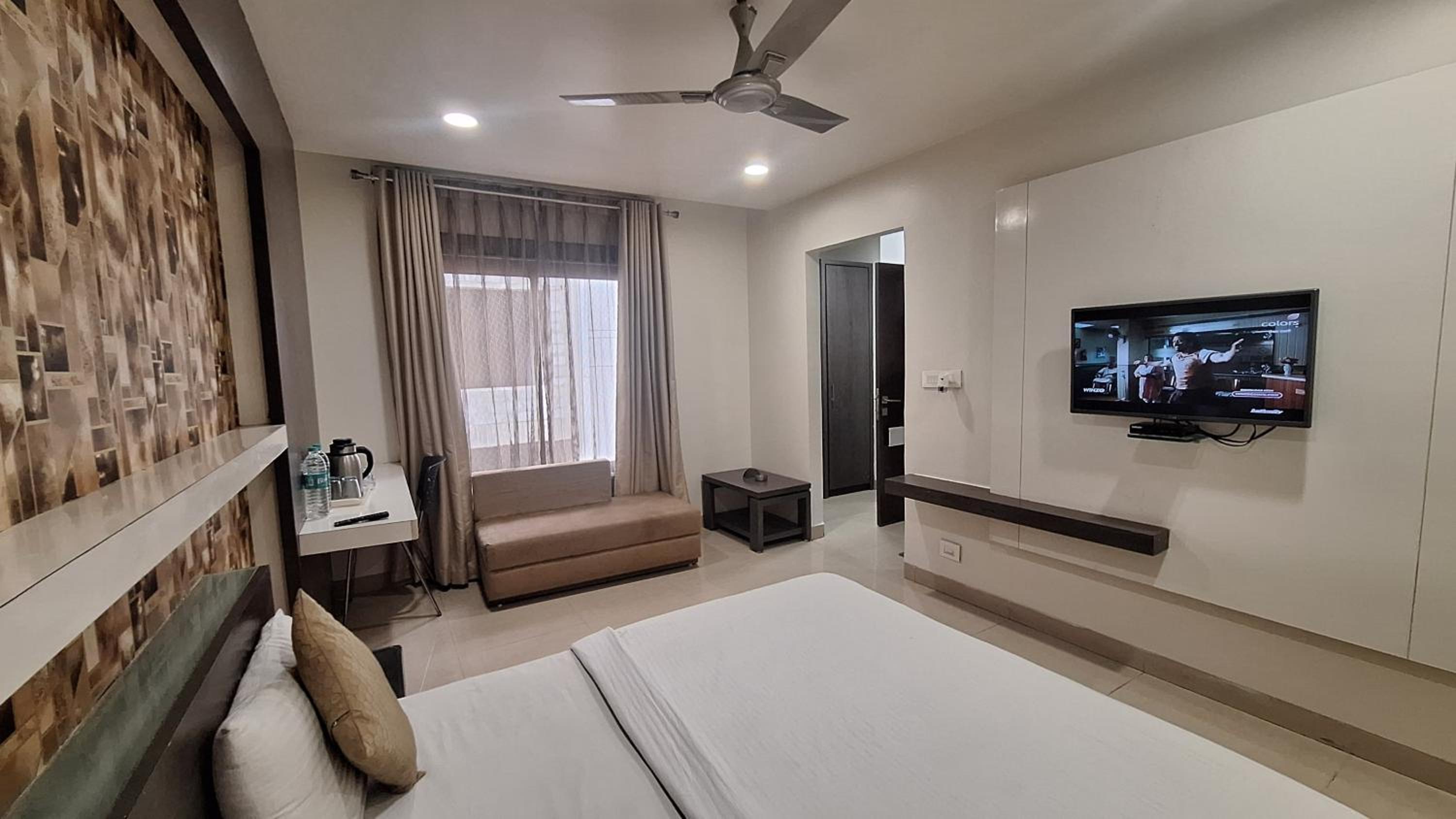 Standard Double Room photo 2