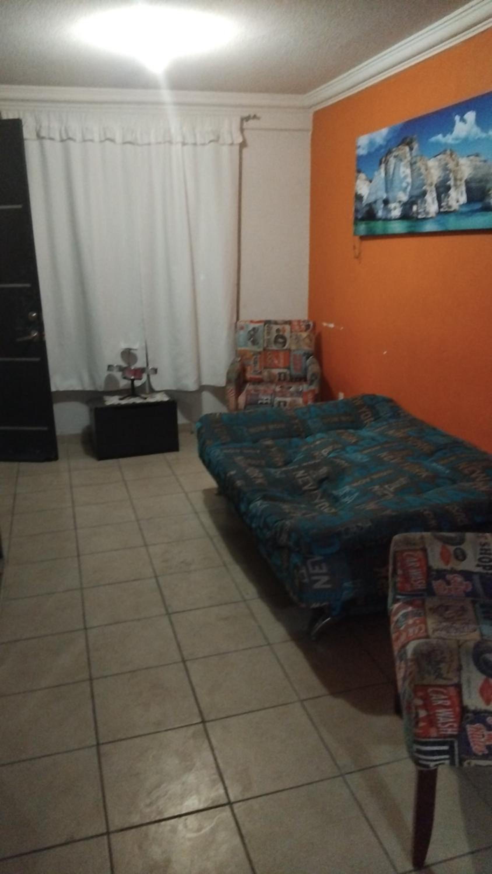 One-Bedroom House photo 2