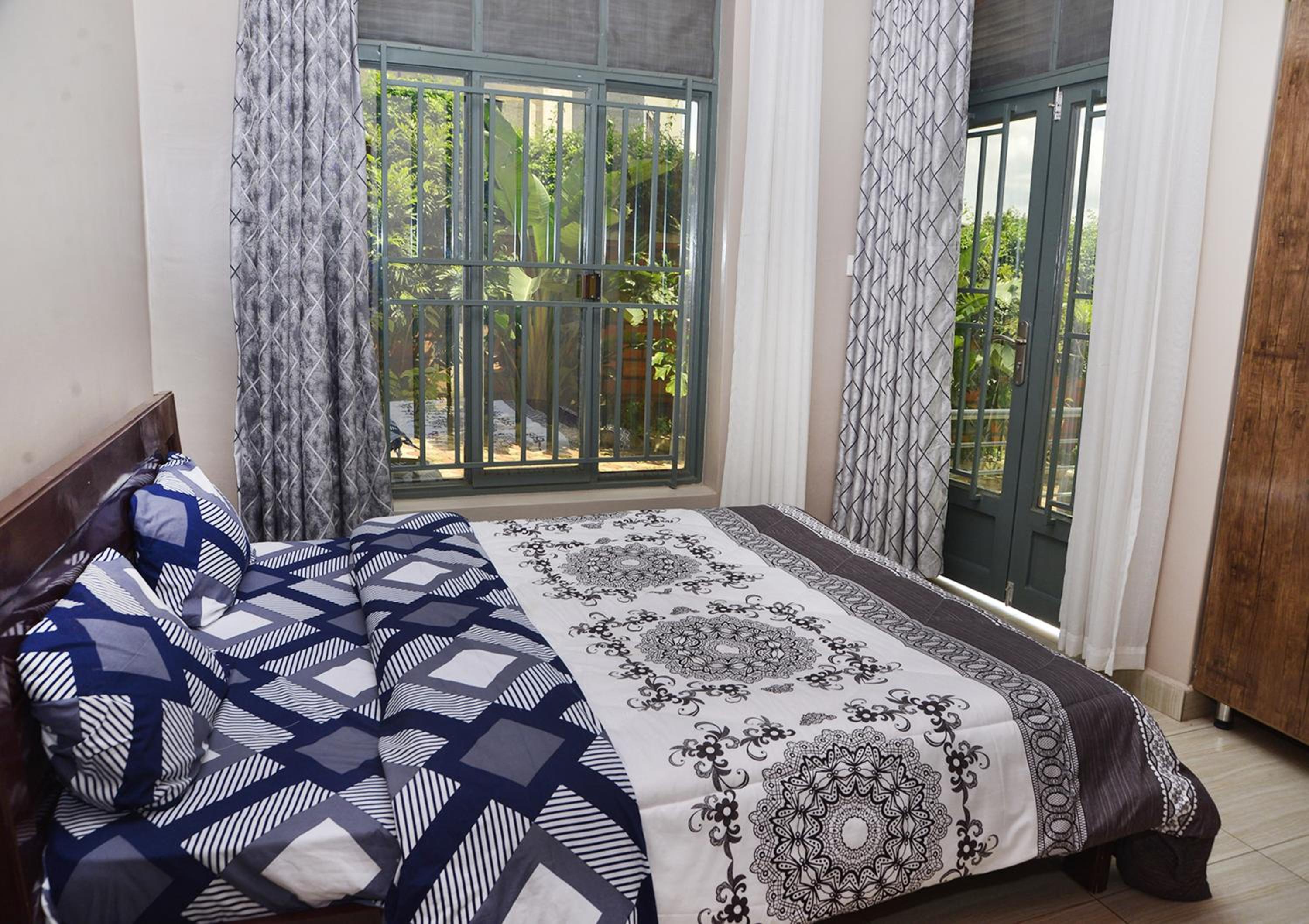 Deluxe Double Room With Balcony photo 3