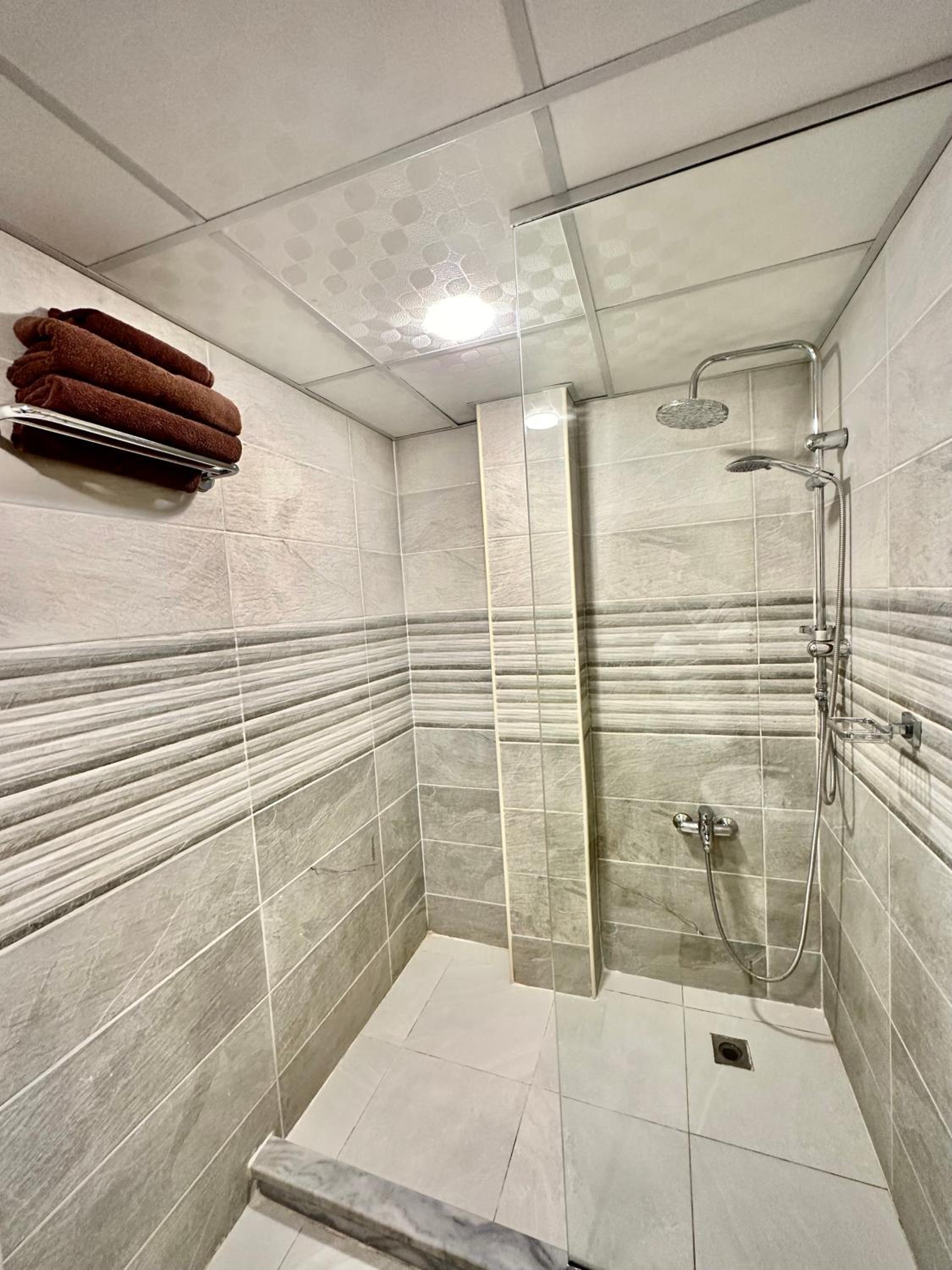 Deluxe Triple Room photo 2