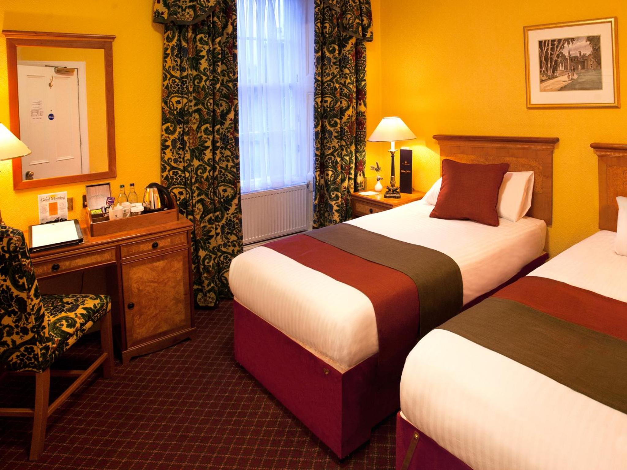 Classic Double or Twin Room - Photo 8