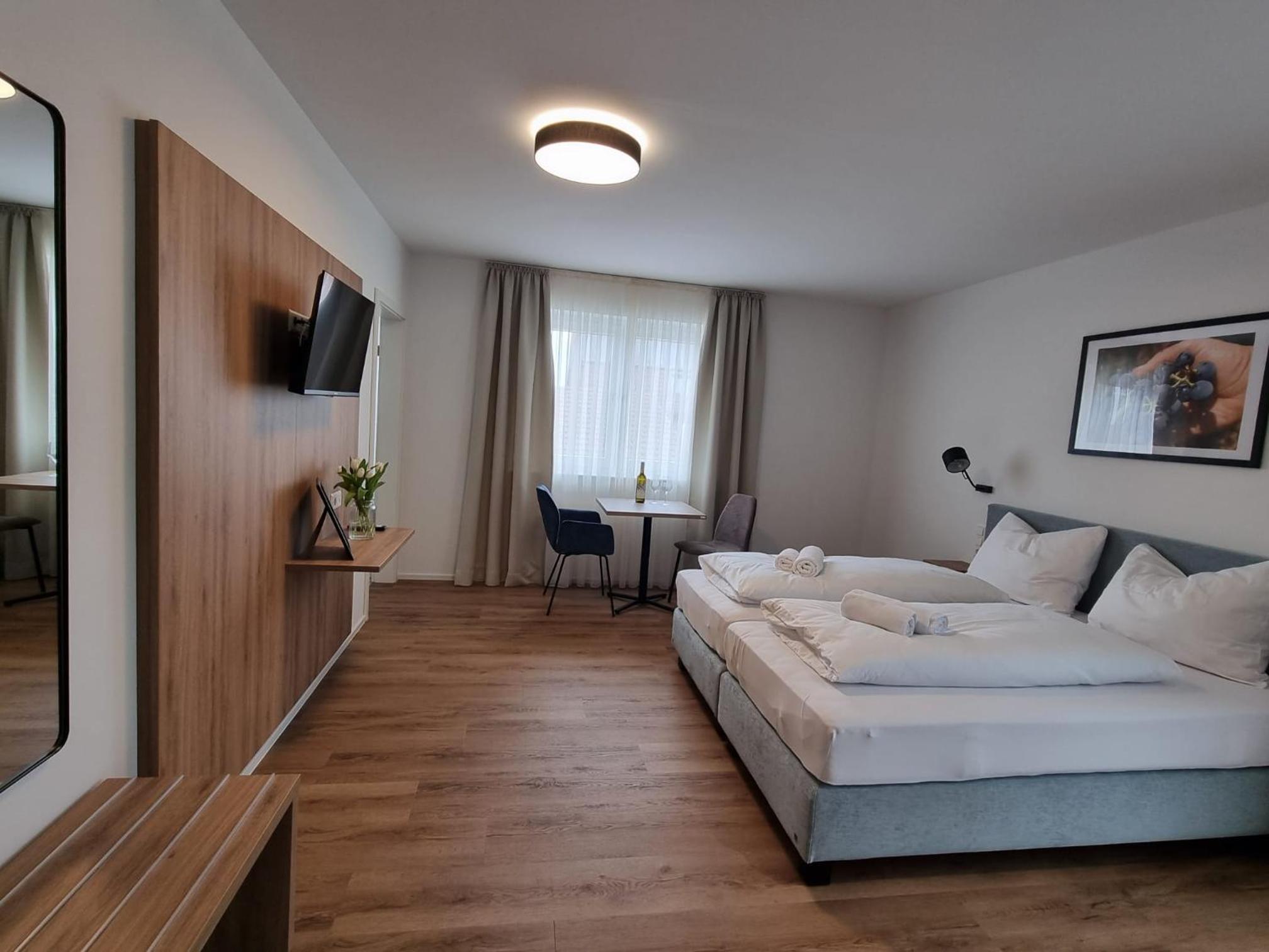 Double Room with Private Bathroom photo 3